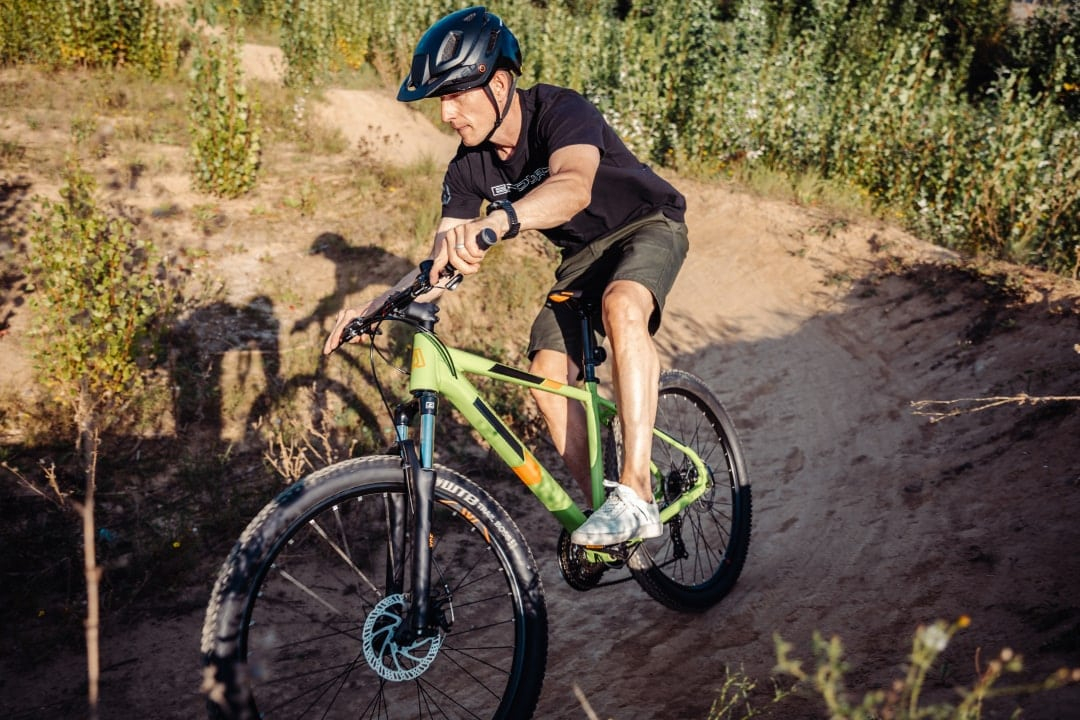 27,5 Zoll Mountainbike auf dem Pumptrack