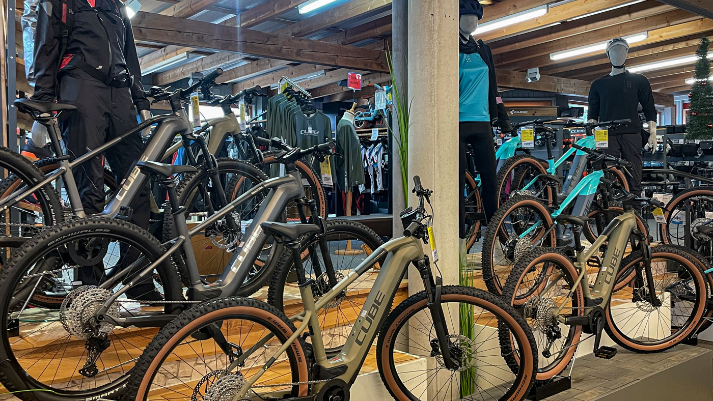 Cube Fahrräder im Cube Store Memmingen powered by Lucky Bike