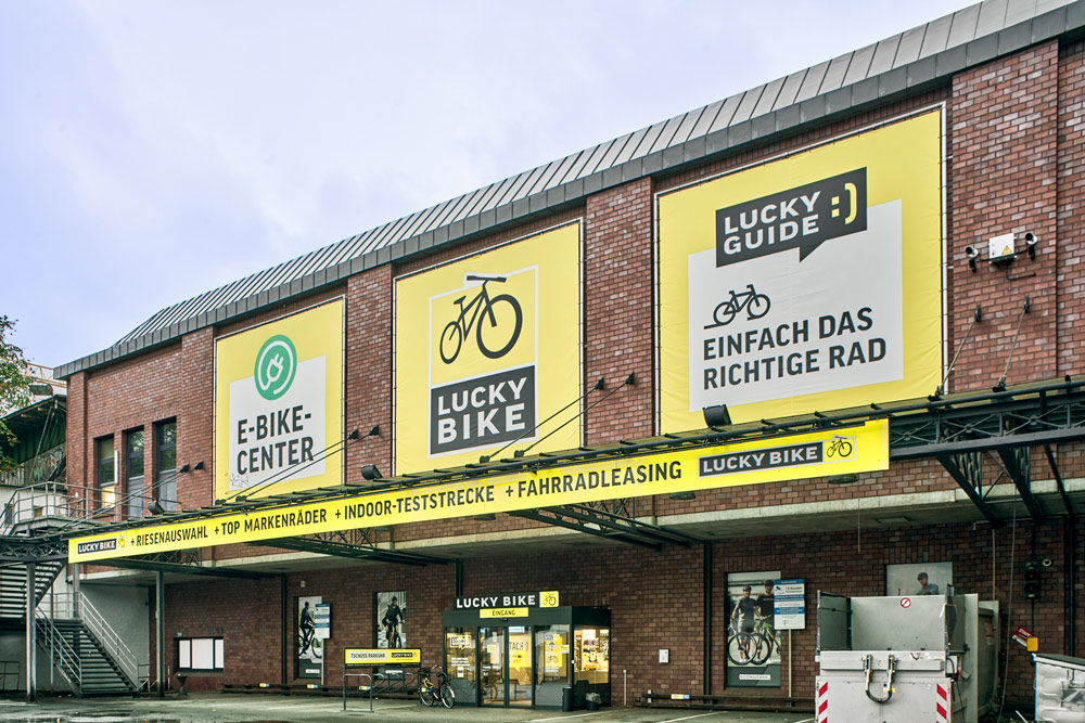 Außenansicht der Lucky Bike Filiale Duisburg