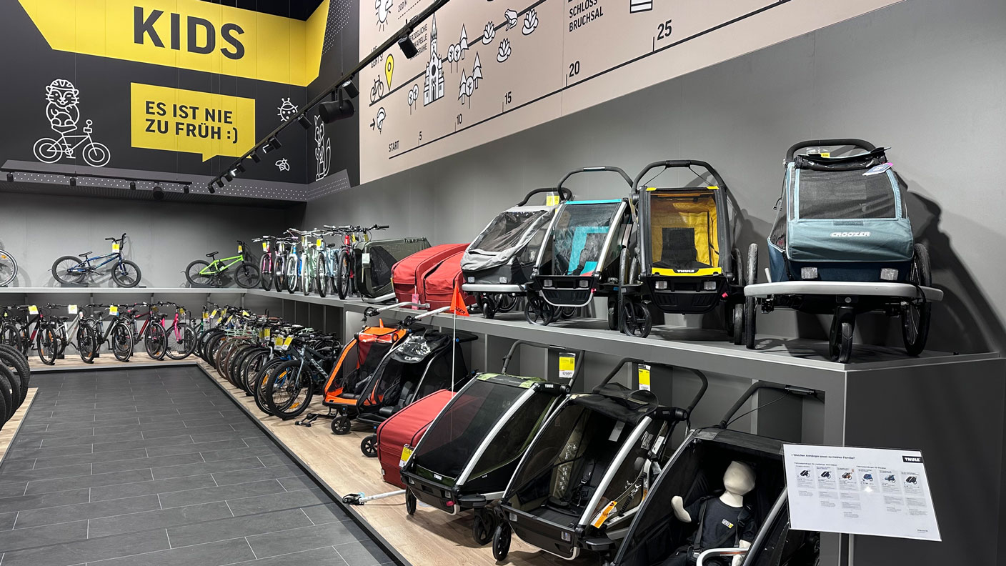 Kinderanhänger in der Lucky Bike Filiale Karlsruhe