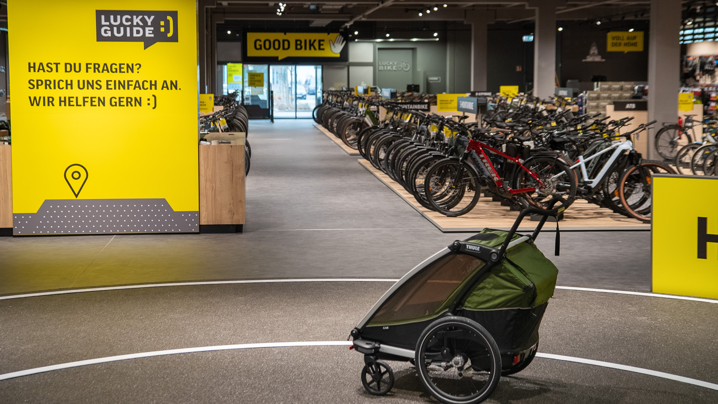 Fahrradanhänger in der Lucky Bike Filiale Leipzig Alte Messe