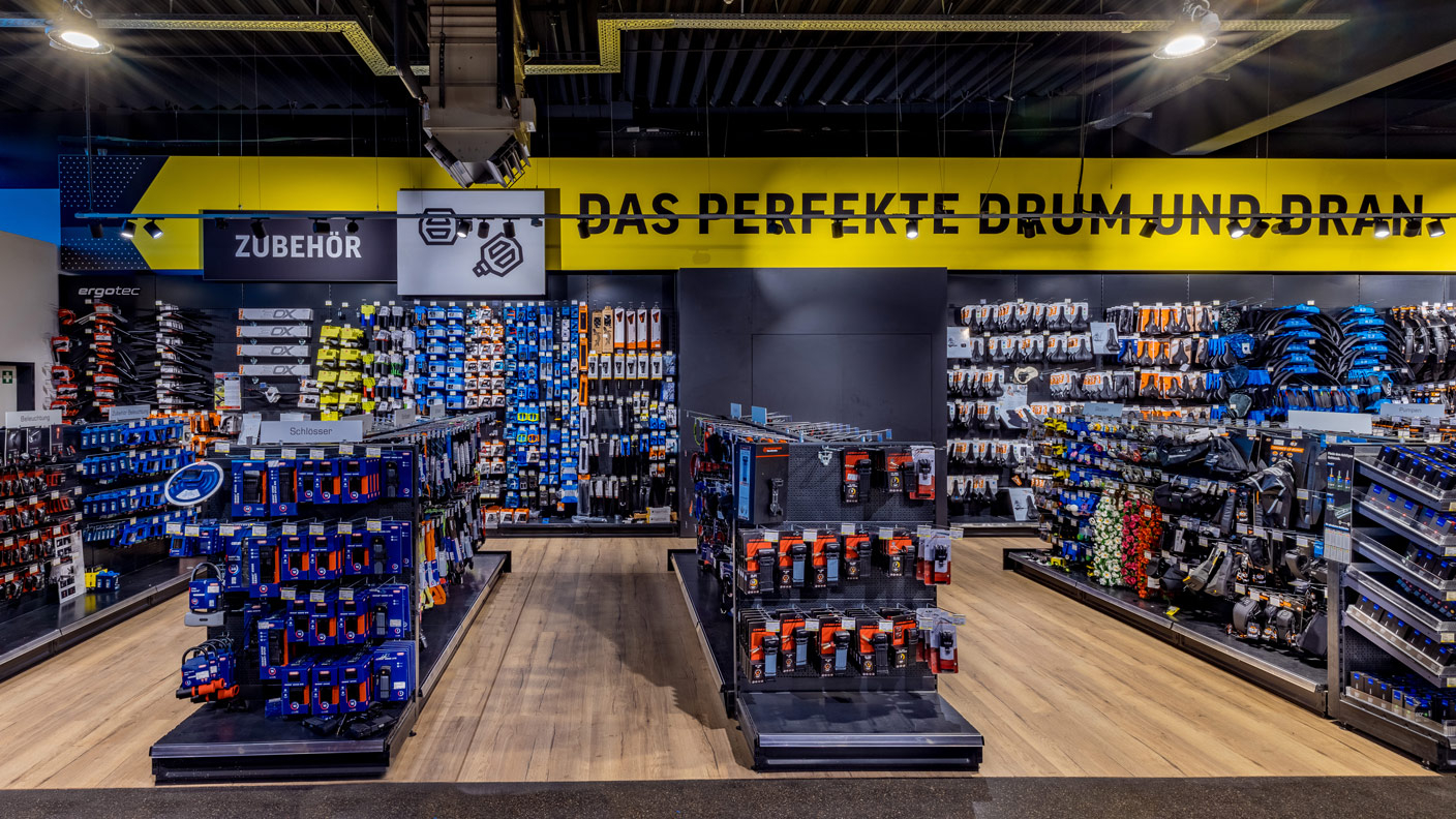 Zubehörsortiment in der Lucky Bike Filiale Dortmund