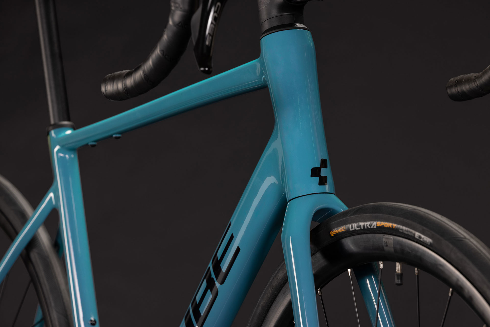 Cube Attain Pro 2027 58 cm | surfblue´n´black