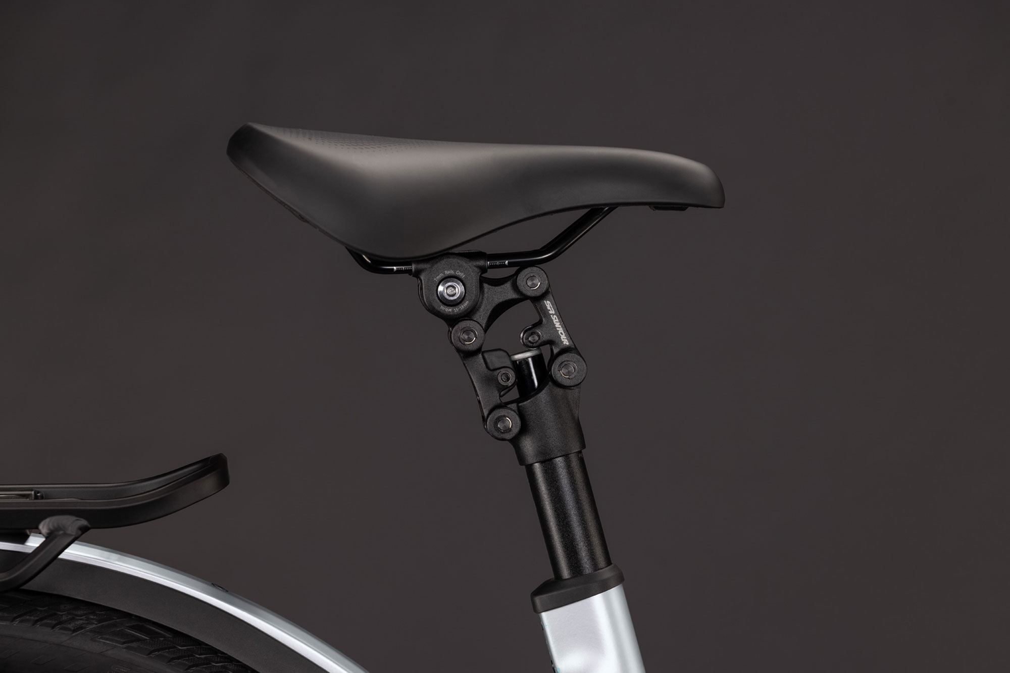 Cube Kathmandu Hybrid ONE 800 Wave 2027 50 cm | silverstar´n´reflex