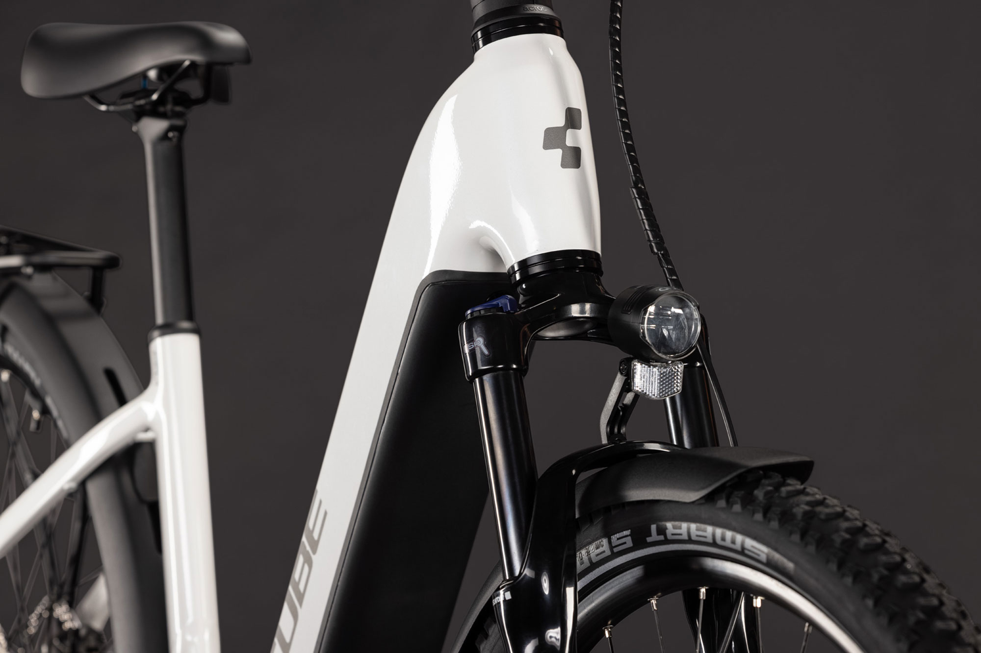 Cube Nuride Hybrid Performance 720 Wave 2027 58 cm | metallicwhite´n´grey