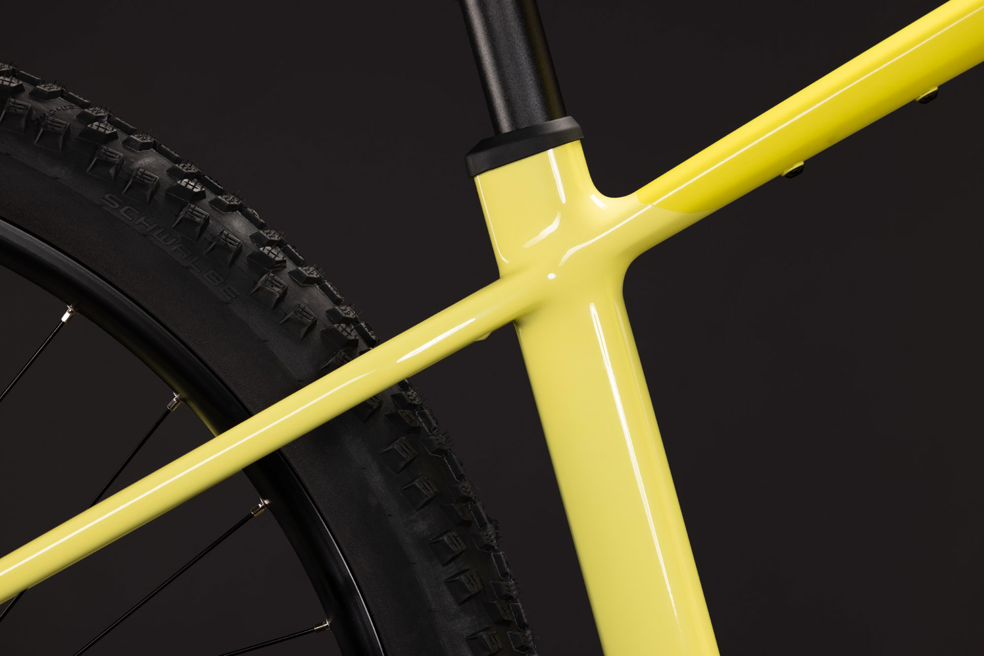 Cube Reaction Hybrid Race 800 2027 M | bananasplit´n´black
