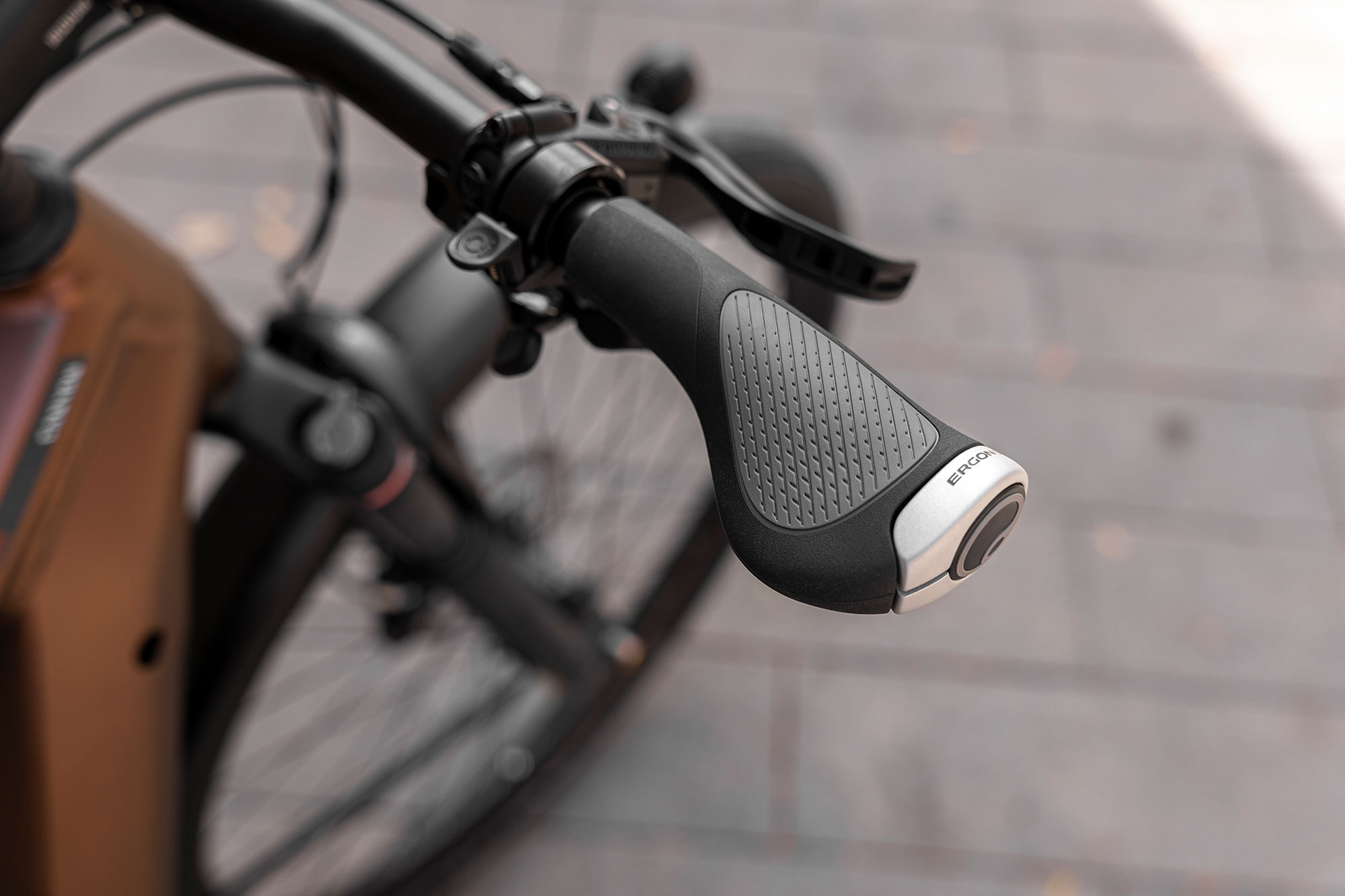 Ergon GP1 Evo Performance Comfort Griffe L | schwarz grau
