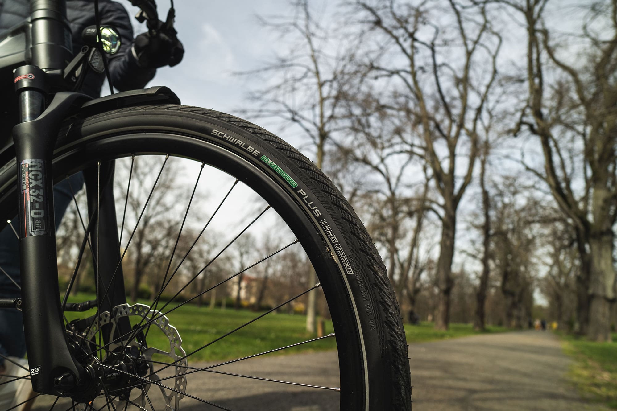 KTM Macina STYLE PRO Trapez 2025 46 cm | black matt/grey lime green