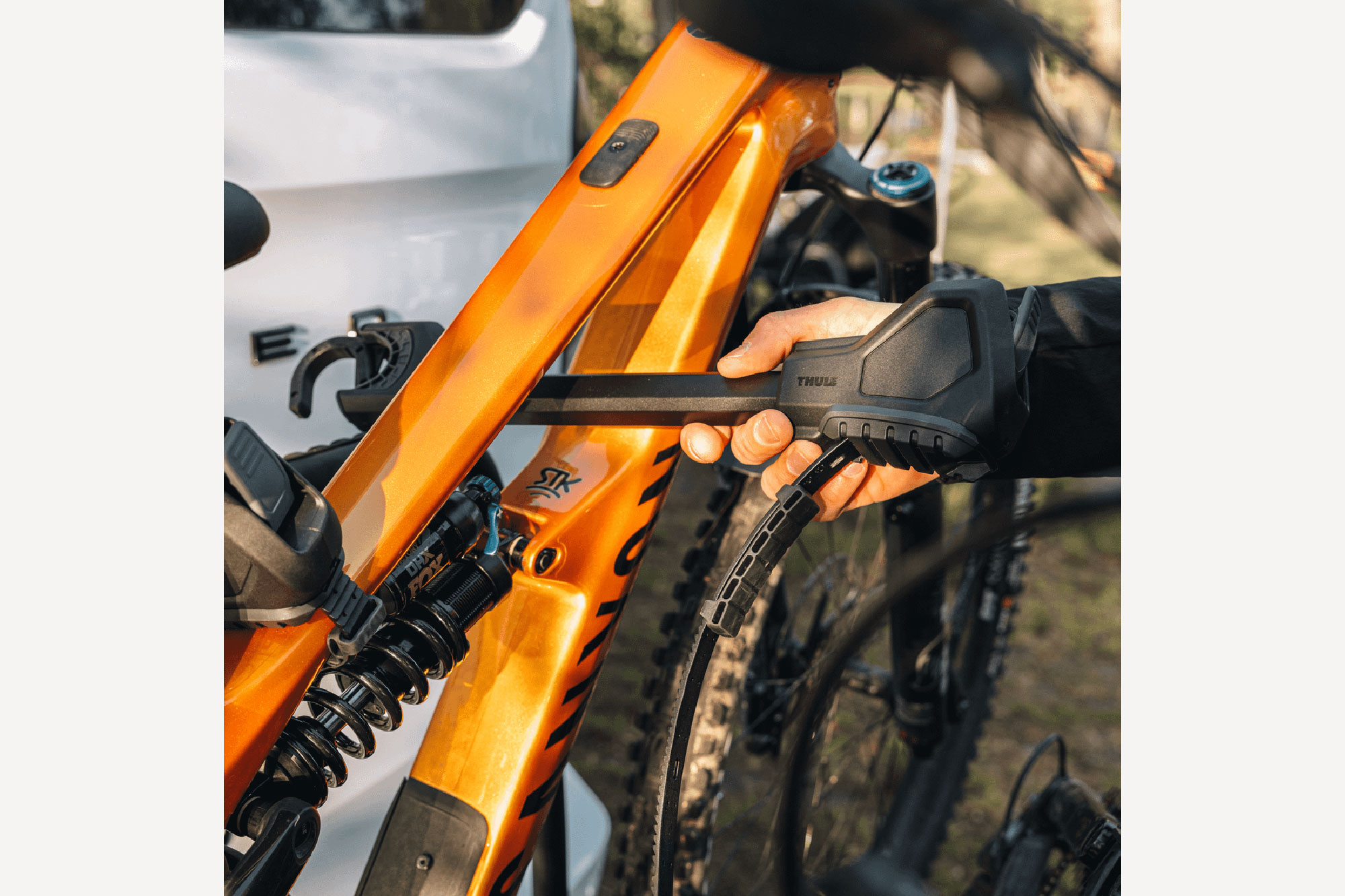 Thule VeloSpace 3 Fahrradträger schwarz | 2 Fahrräder