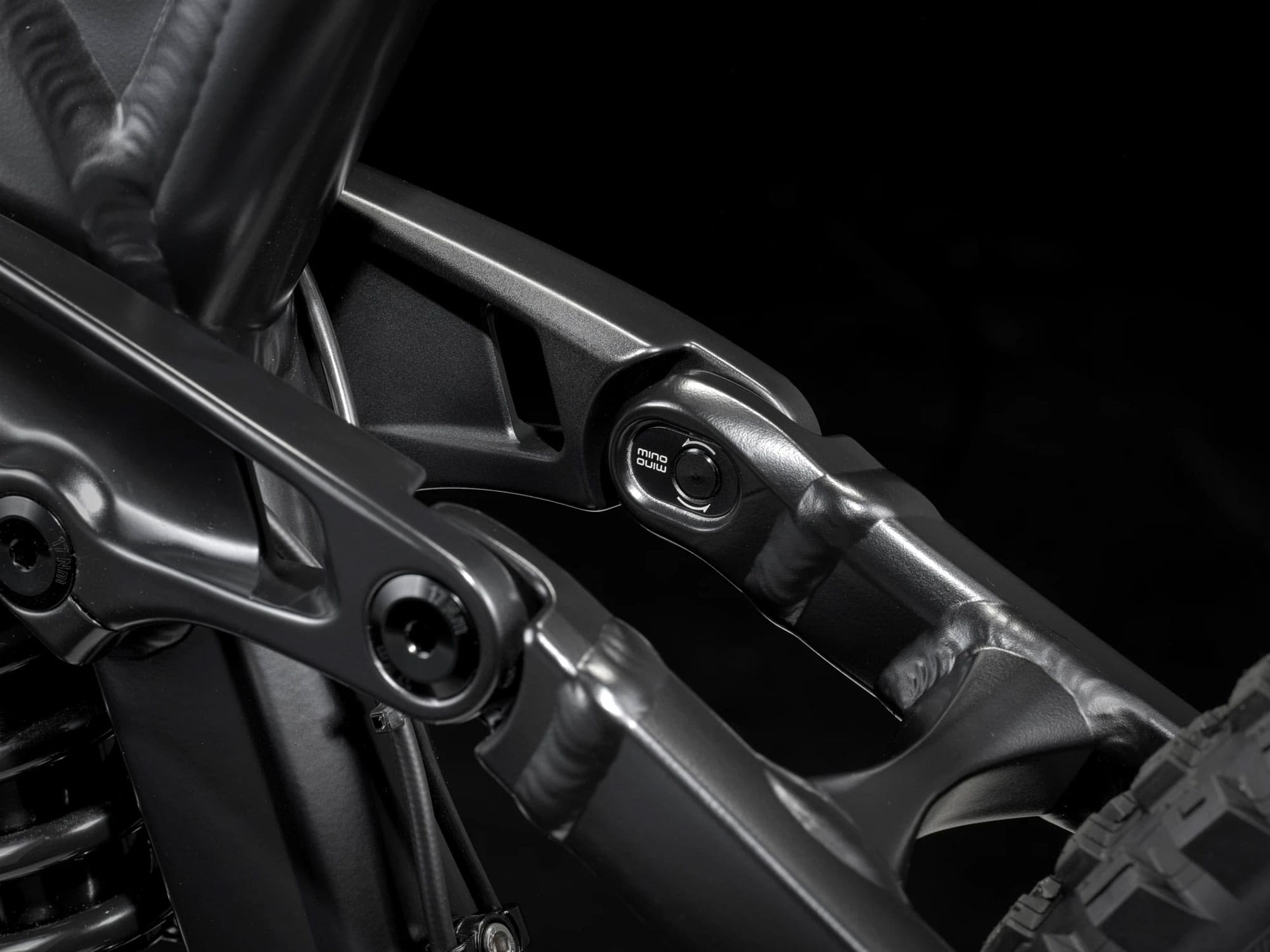 Trek Session 8 GX 2025 R3 | satin trek black