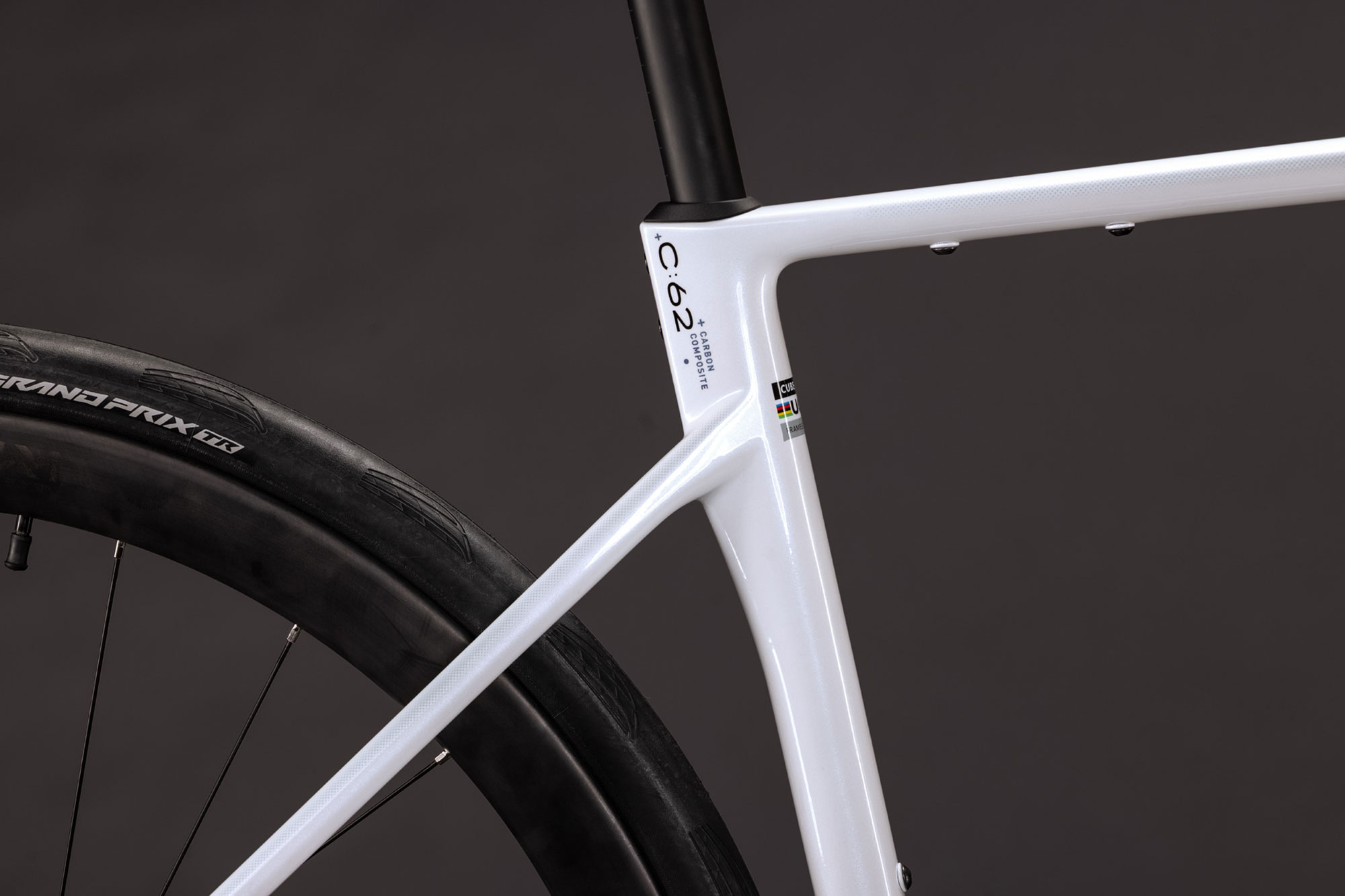 Cube Attain C:62 SLX 2027 47 cm | metallicwhite´n´black