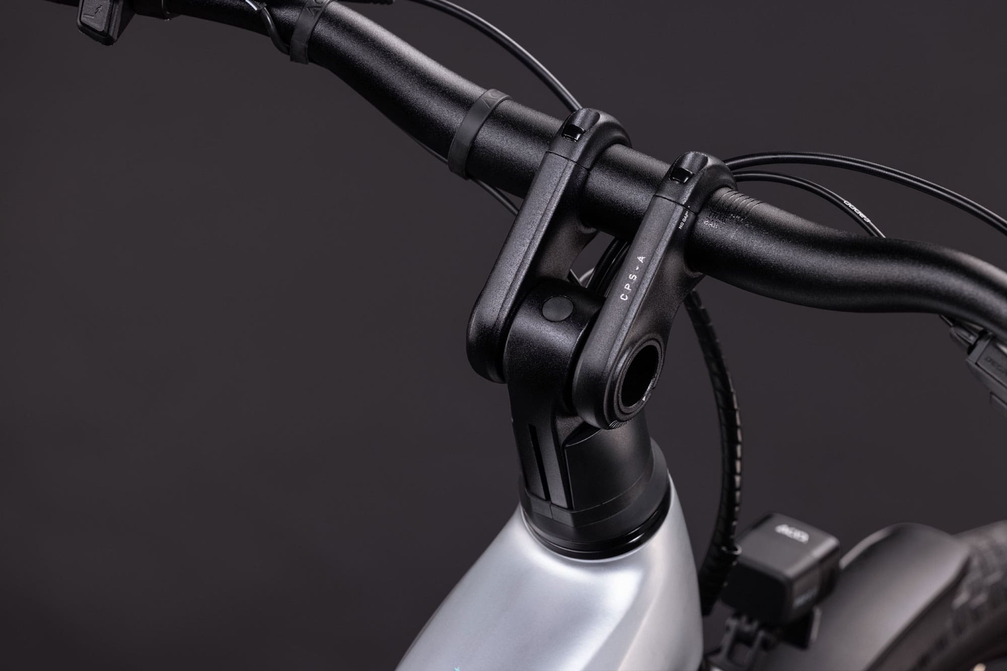 Cube Kathmandu Hybrid ONE 800 Trapez 2027 50 cm | silverstar´n´reflex