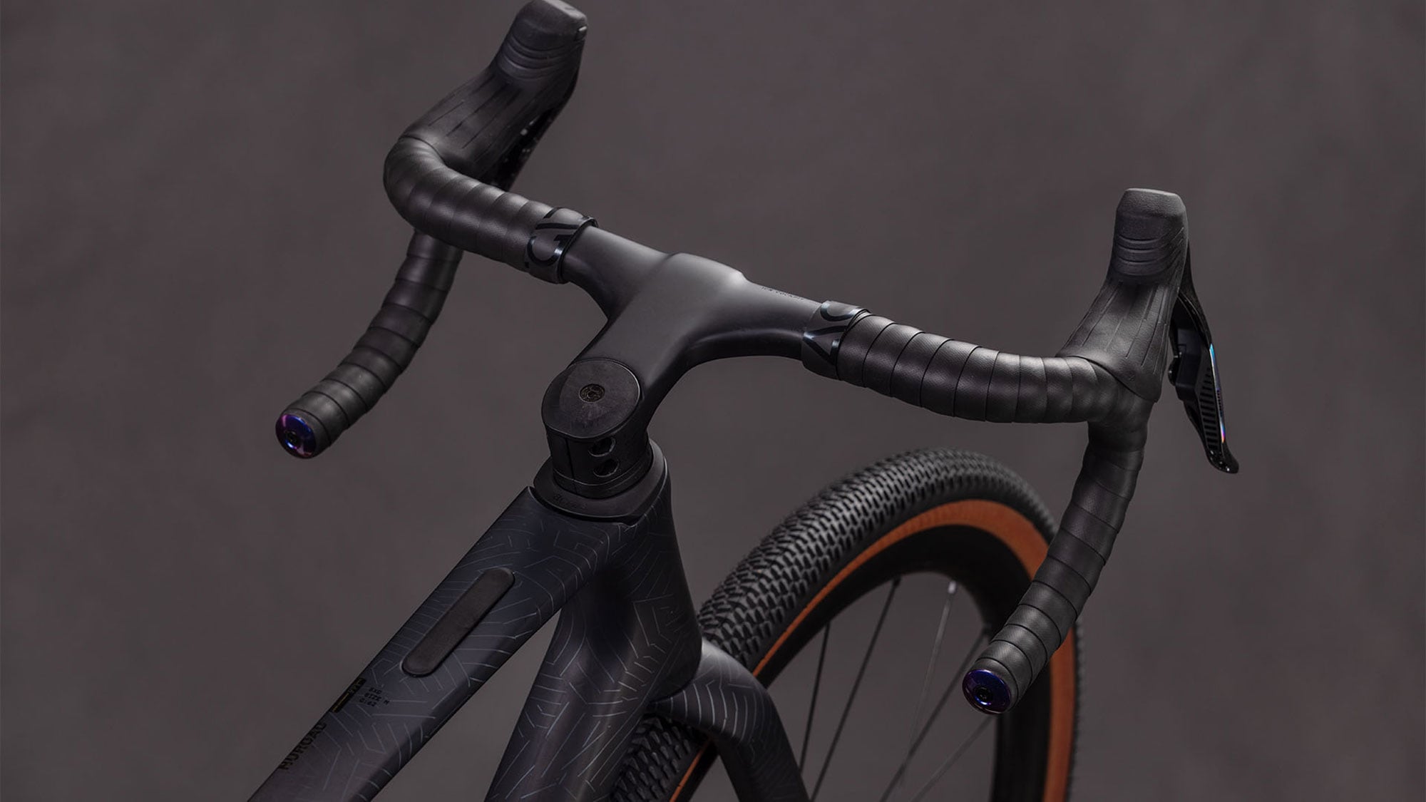 Cube Nuroad C:62 EXC 2026 S | carbon´n´crisscross