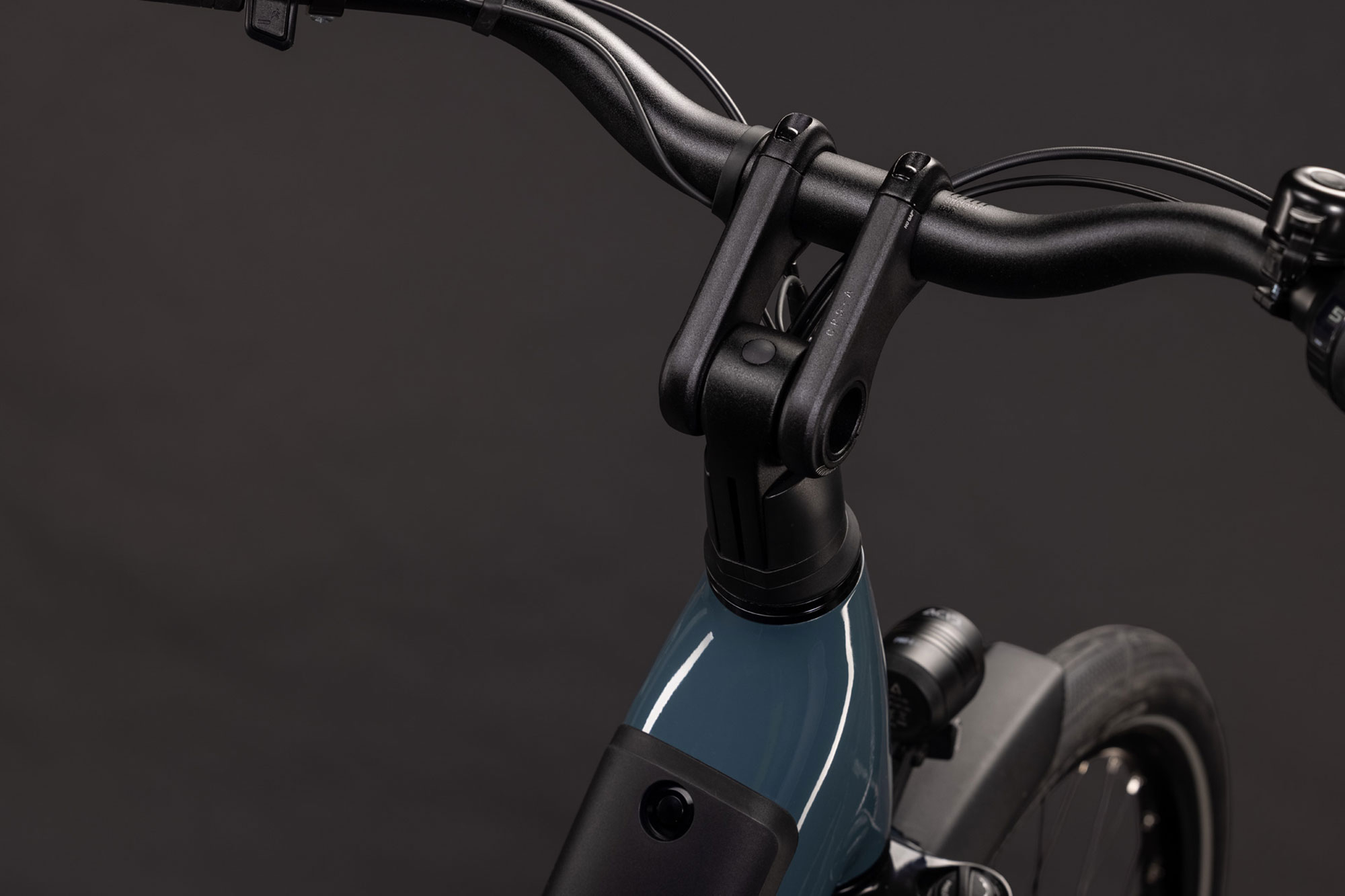 Cube Supreme Hybrid Comfort ONE 600 2027 46 cm | storm´n´reflex