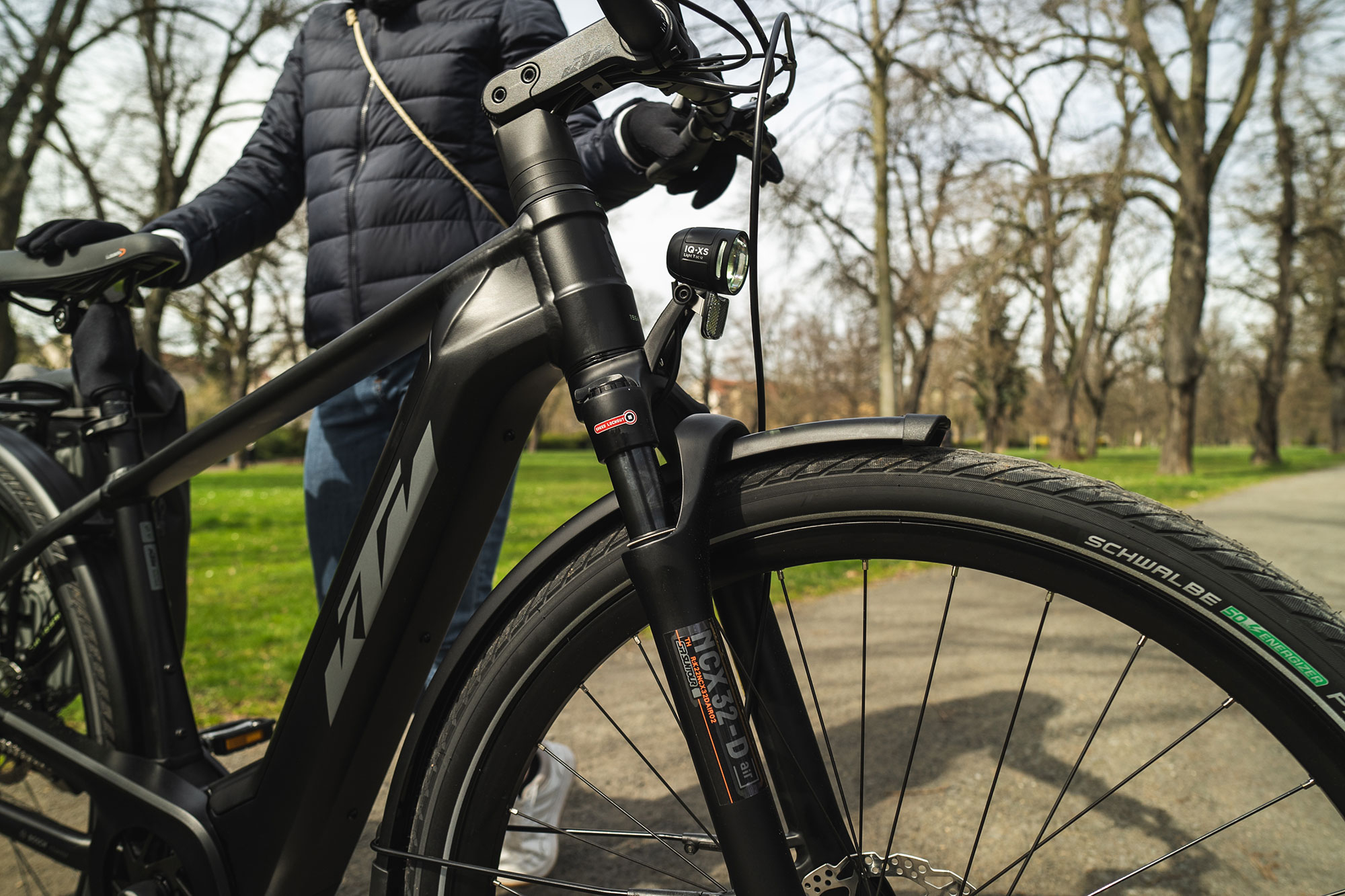 KTM Macina STYLE PRO 2025 60 cm | black matt/grey lime green