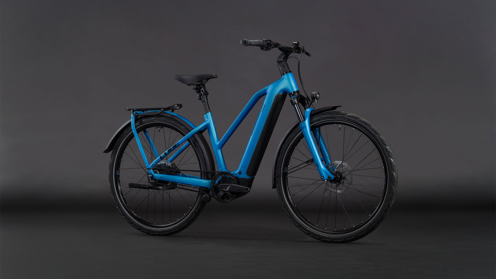 Cube Kathmandu Hybrid Comfort PRO 800 Trapez 2026 46 cm | azure´n´black