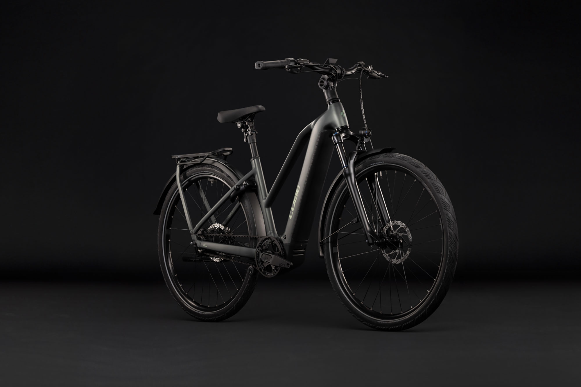 Cube Kathmandu Hybrid Deluxe Pro 800 Trapez 2027 46 cm | blackforest´n´chrome