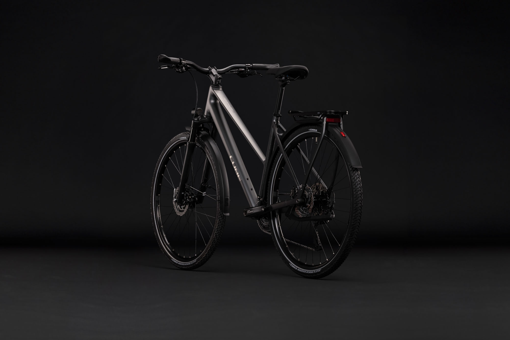 Cube Kathmandu Pro Trapez 2027 54 cm | slabgrey´n´chrome