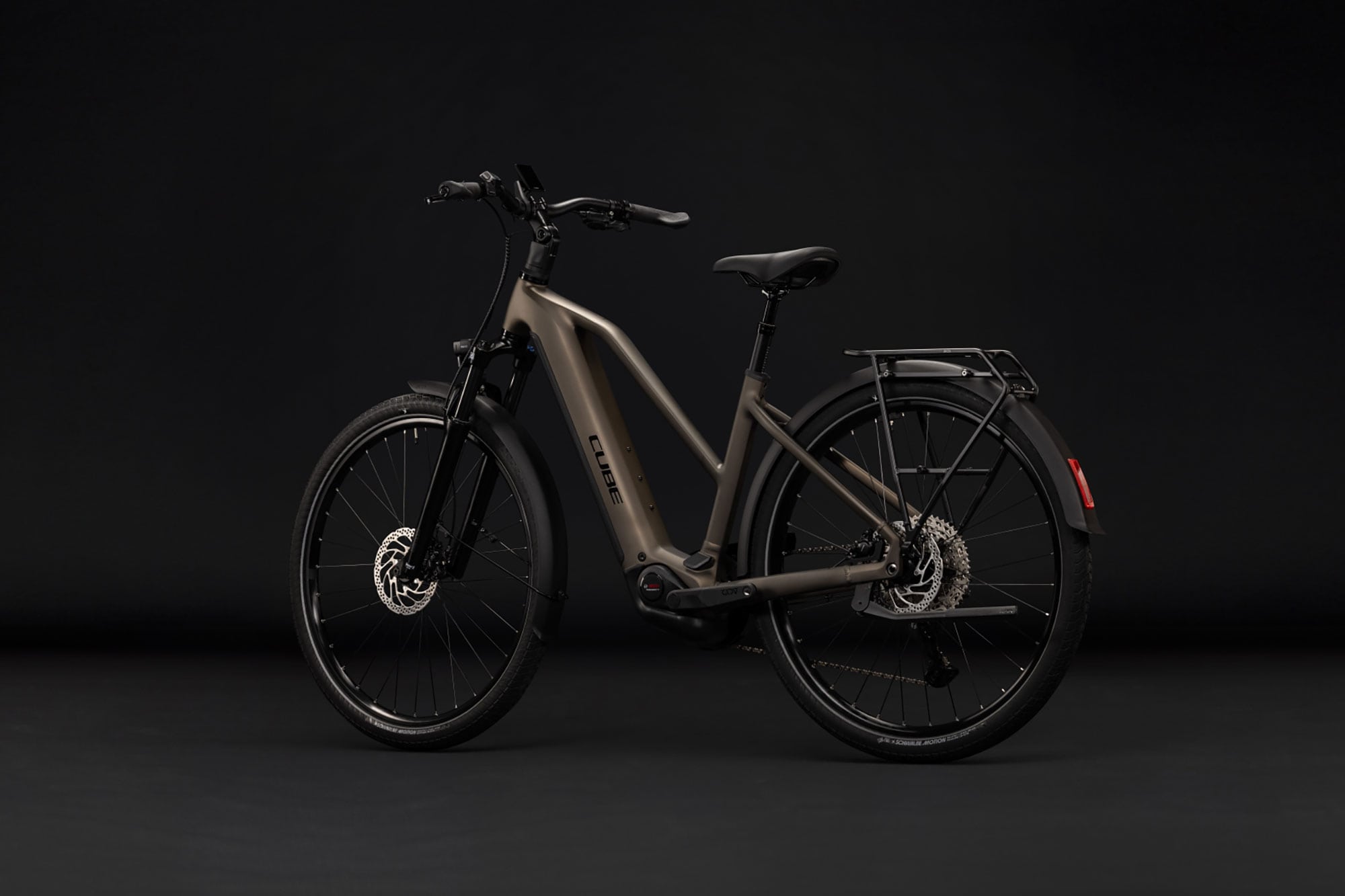 Cube Touring Hybrid Pro 800 Trapez 2027 46 cm | metallicumbra´n´black