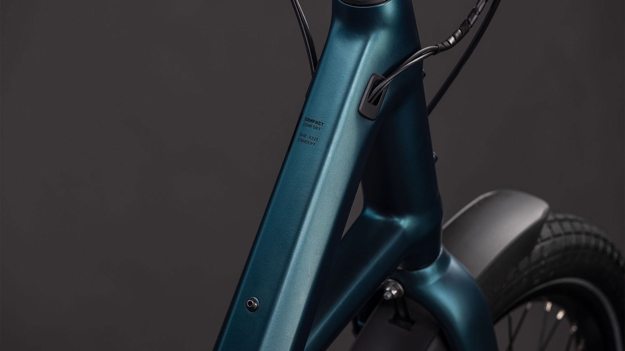 Cube Compact Hybrid 545 2026 unisize | royalgreen´n´black
