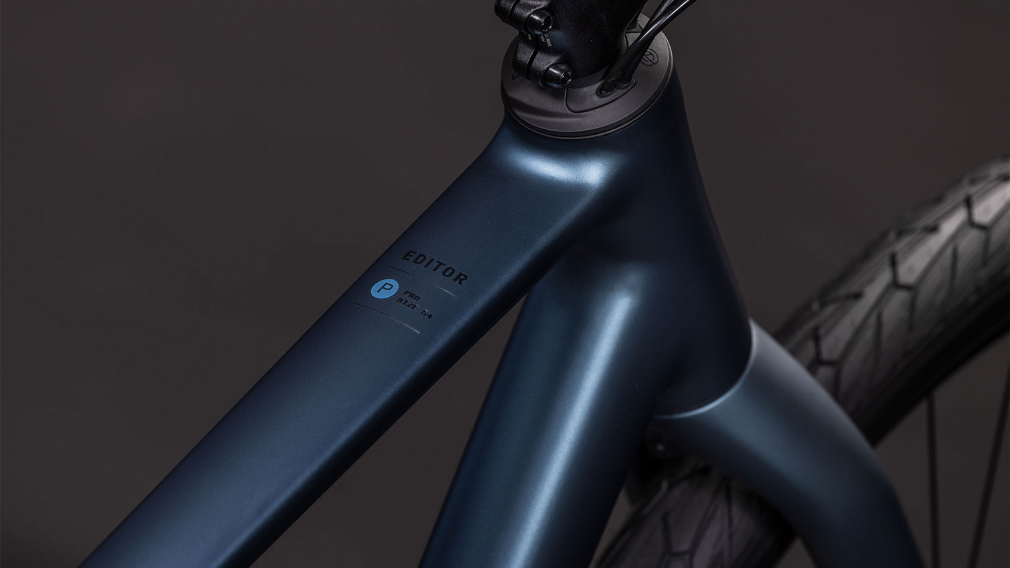 Cube Editor PRO 2026 62 cm | mineralblue´n´chrome