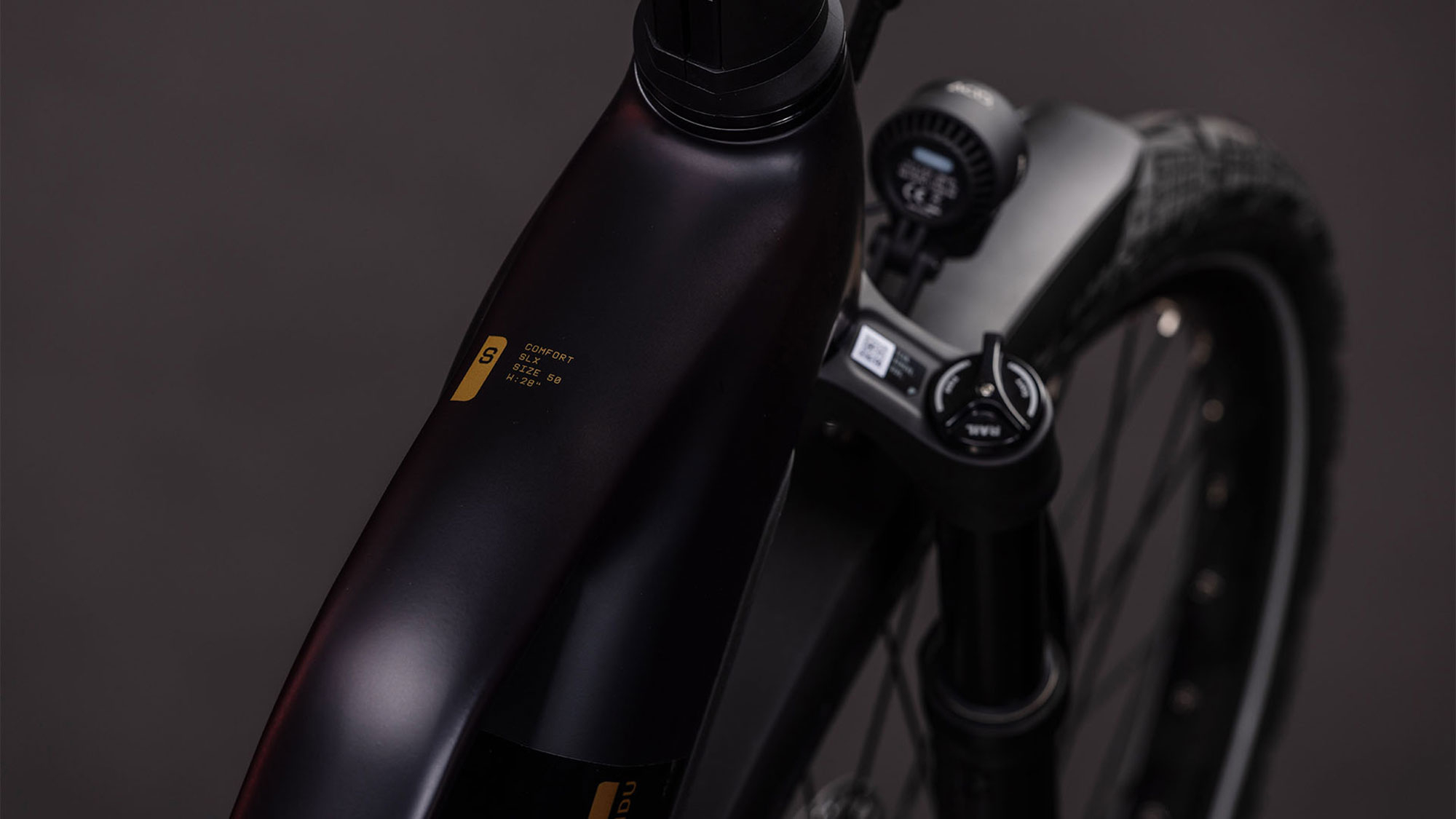 Cube Kathmandu Hybrid Comfort SLX 800 Trapez 2026 46 cm | solareclipse´n´gold