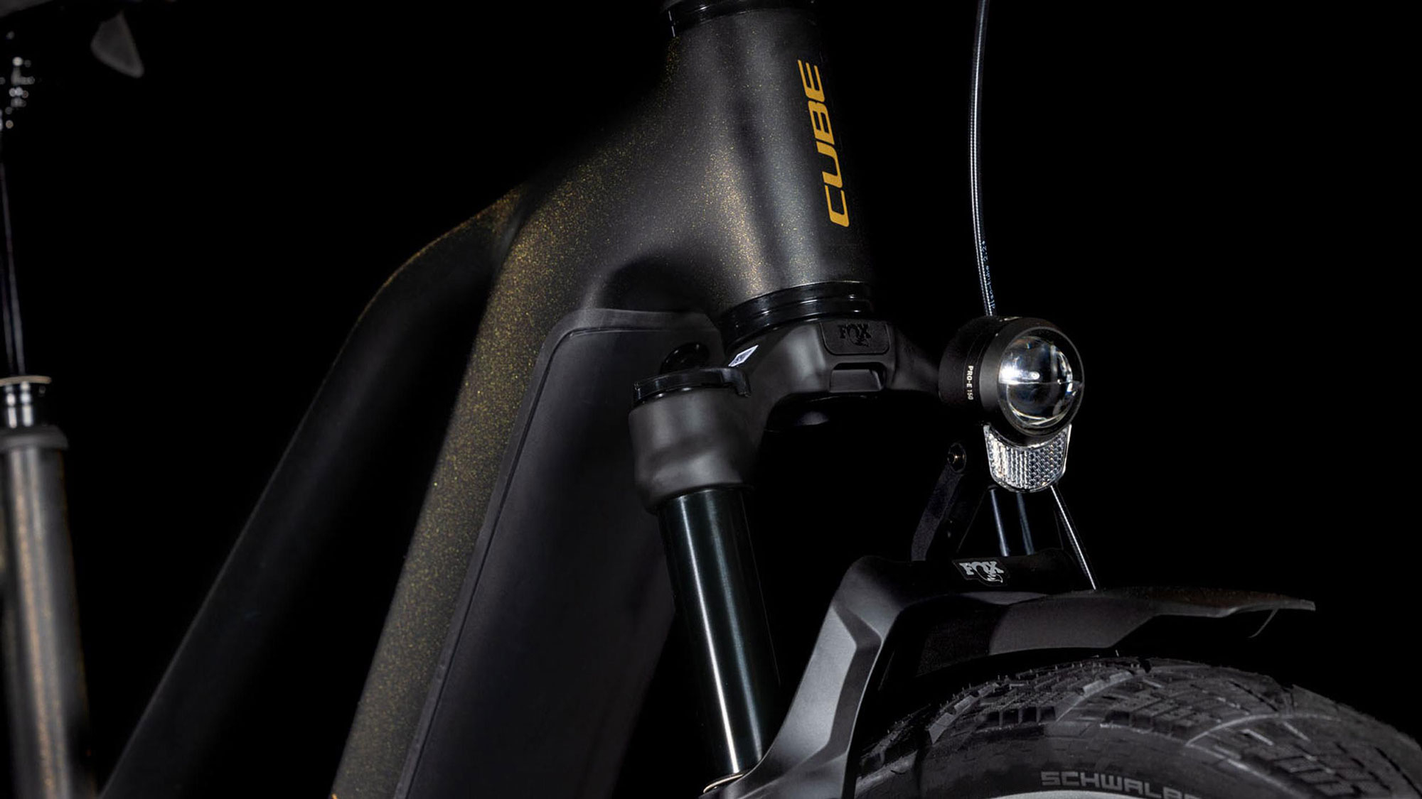 Cube Kathmandu Hybrid SLT 800 Trapez 2025 50 cm | golddust´n´black