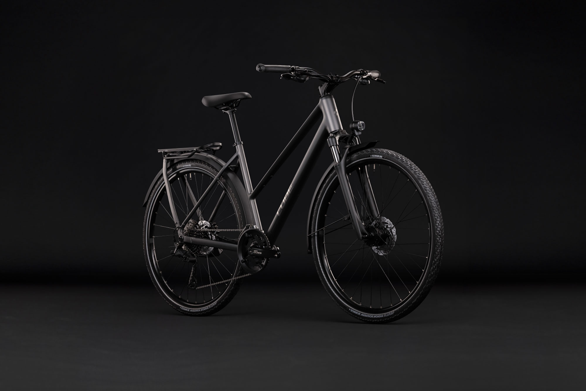 Cube Kathmandu Pro Trapez 2027 54 cm | slabgrey´n´chrome