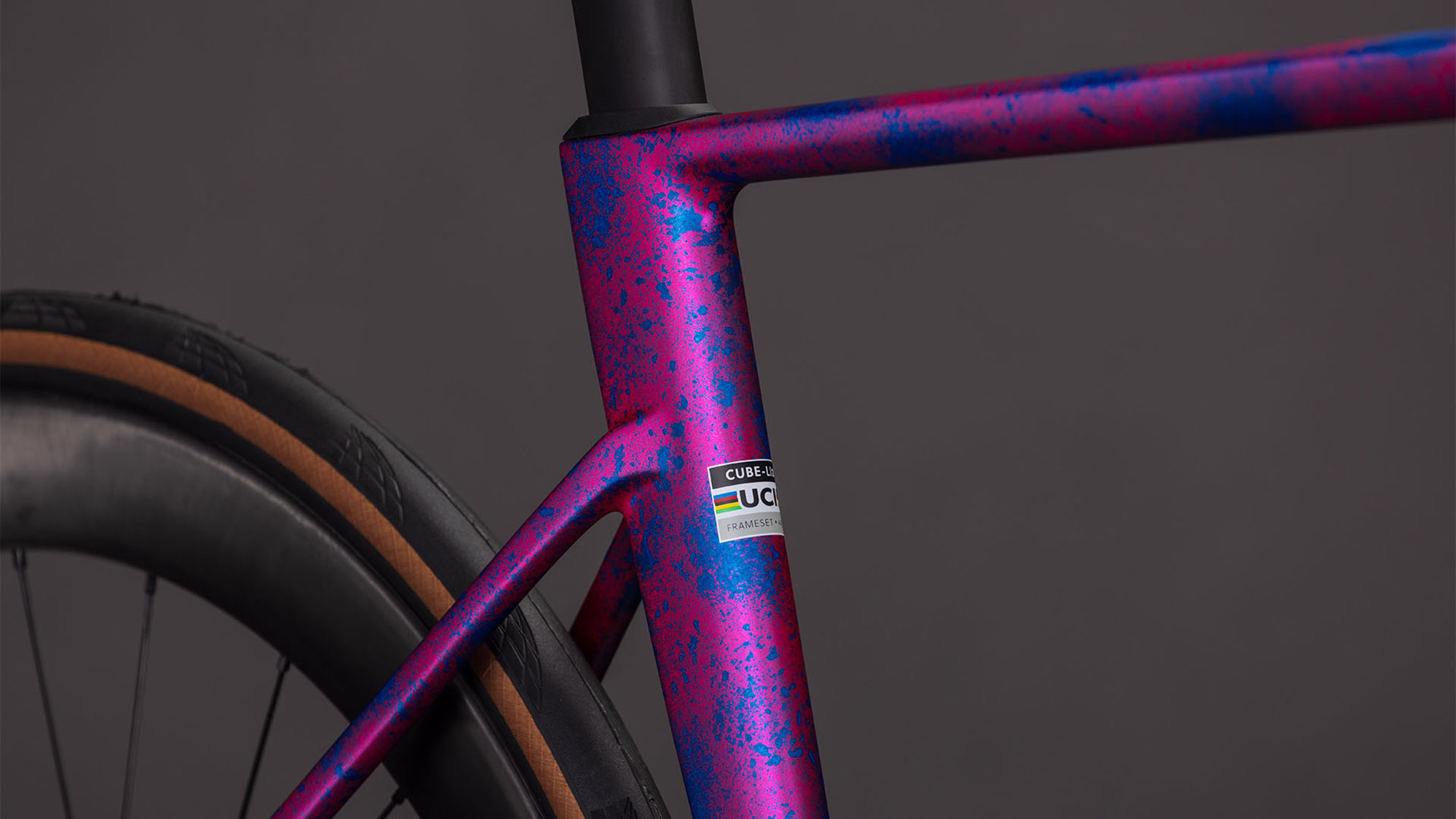 Cube Litening AIR C:68X RACE 2026 50 cm | dazzlepink´n´blue
