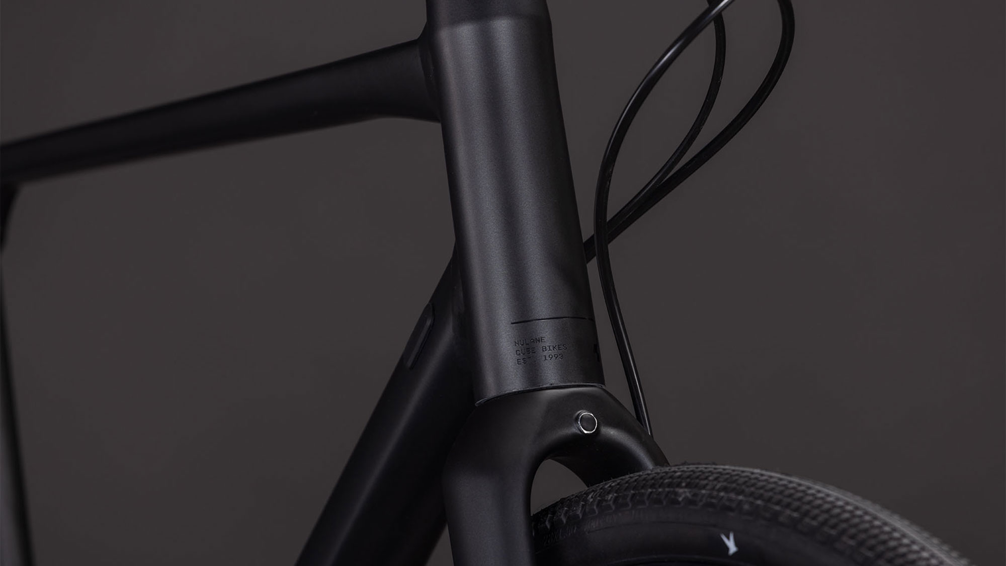 Cube Nulane PRO 2026 62 cm | grey´n´chrome