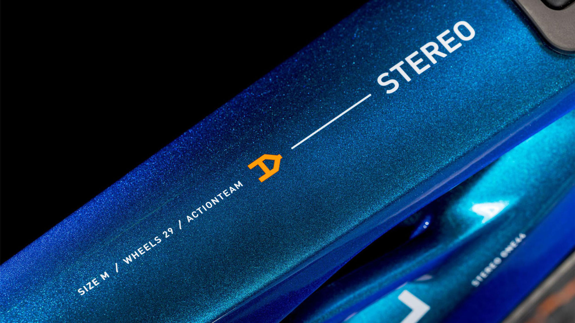 Cube Stereo Hybrid ONE44 HPC AT 800 2025 S | actionteam