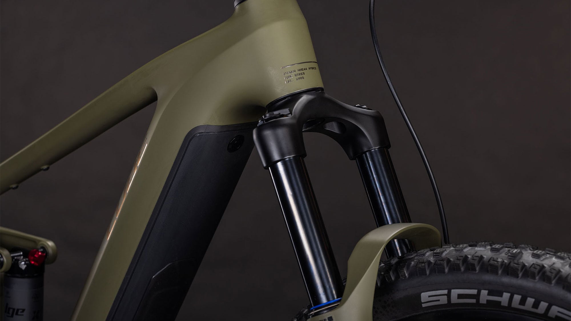 Cube Stereo Hybrid ONE44 PRO 800 2026 L | dustyolive´n´gold