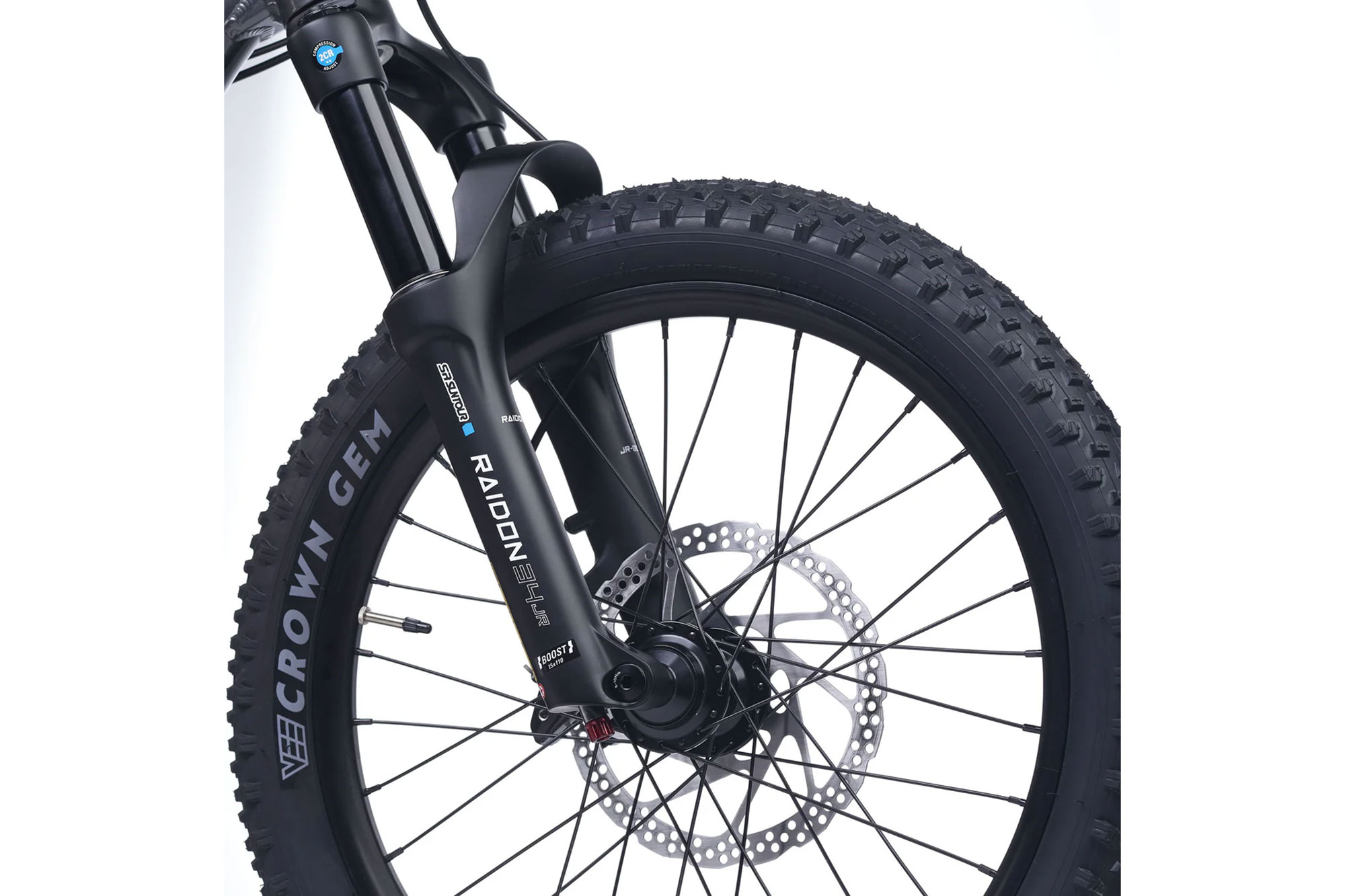 Academy Trail 4 2026 24 cm | space