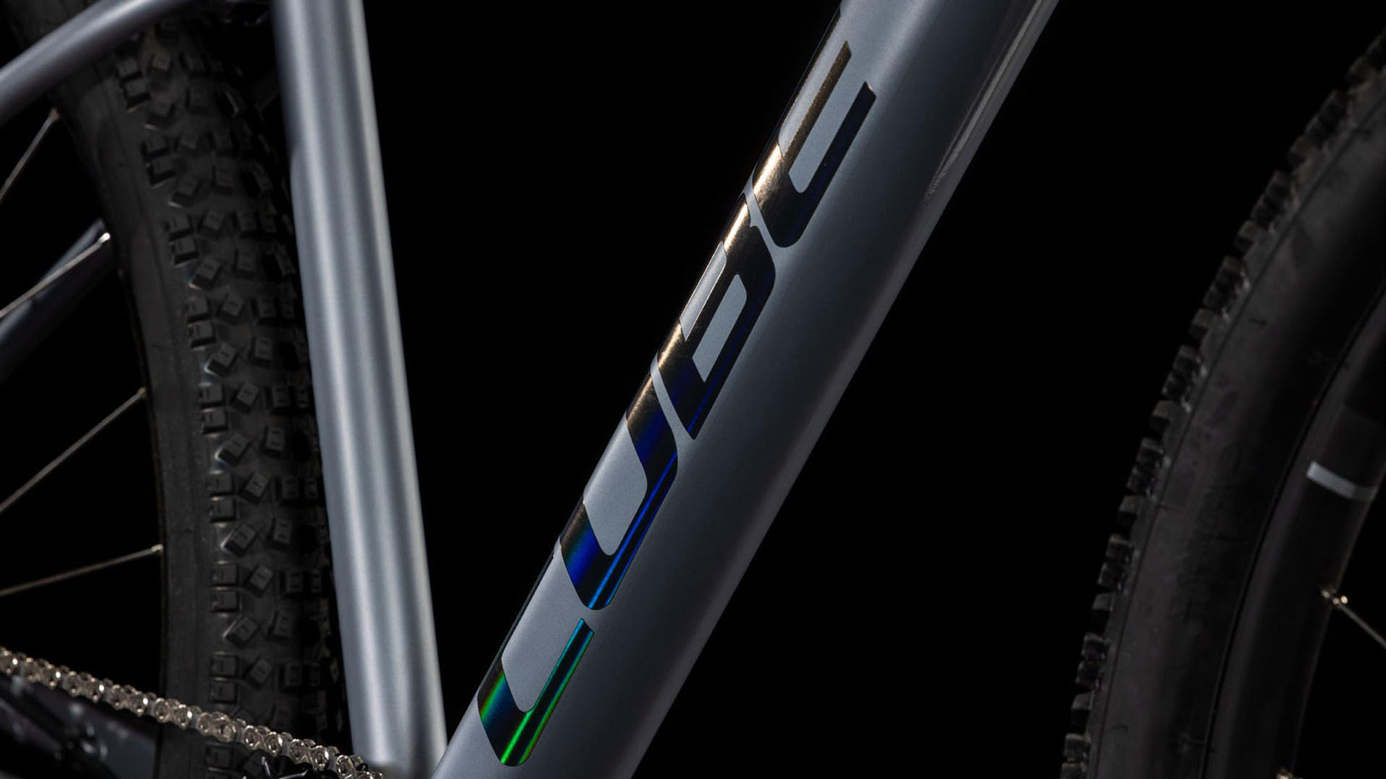 Cube Aim RACE 2025 L | slategrey´n´rainbowblack