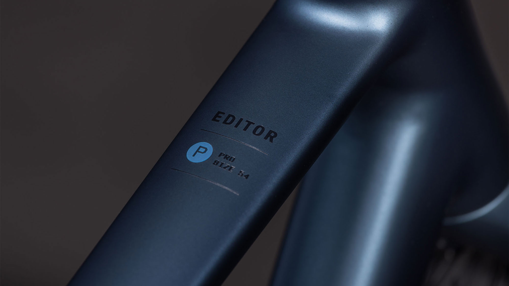 Cube Editor PRO 2026 62 cm | mineralblue´n´chrome