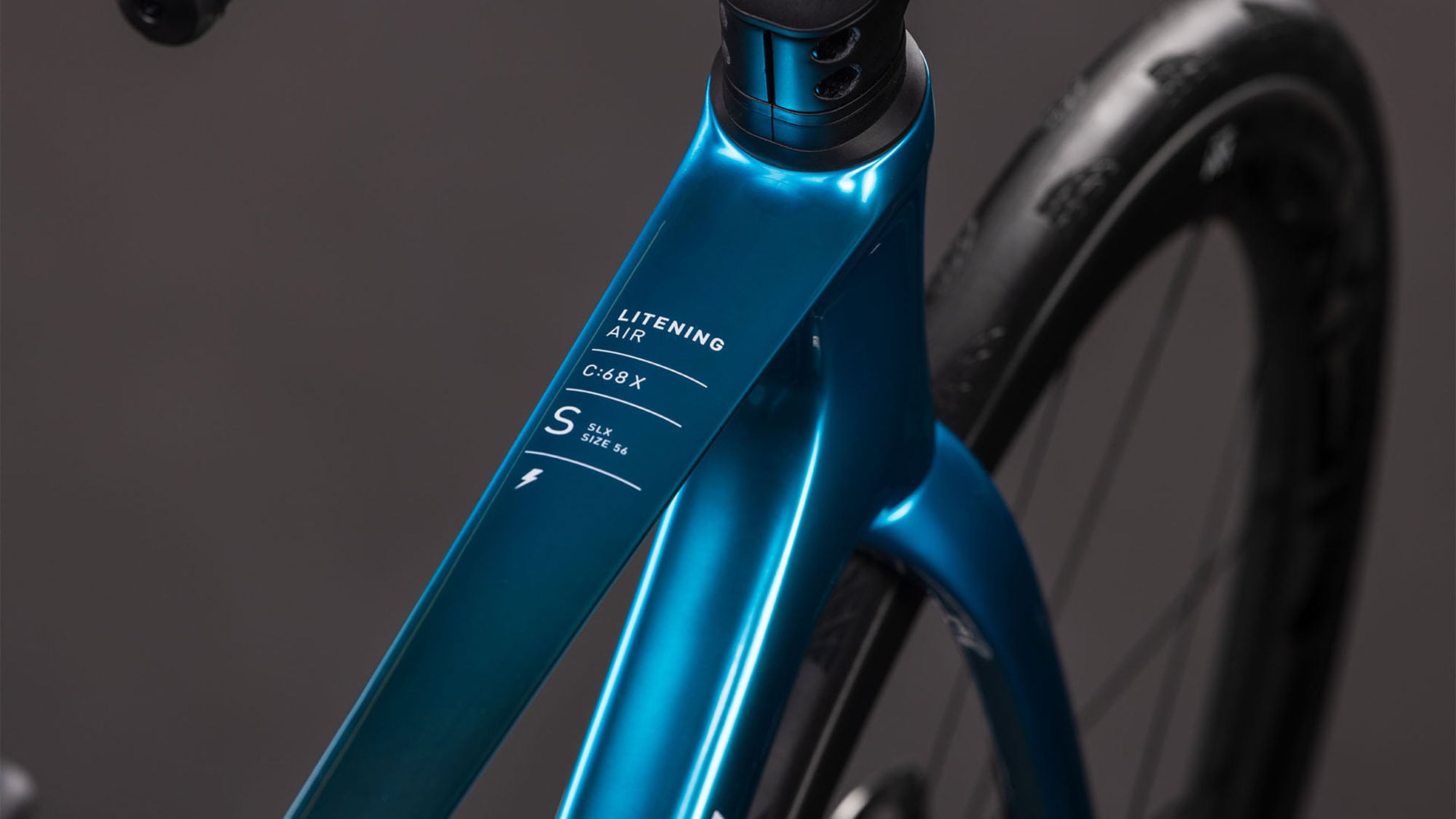 Cube Litening AIR C:68X SLX 2026 52 cm | chromeblue´n´liquidblue