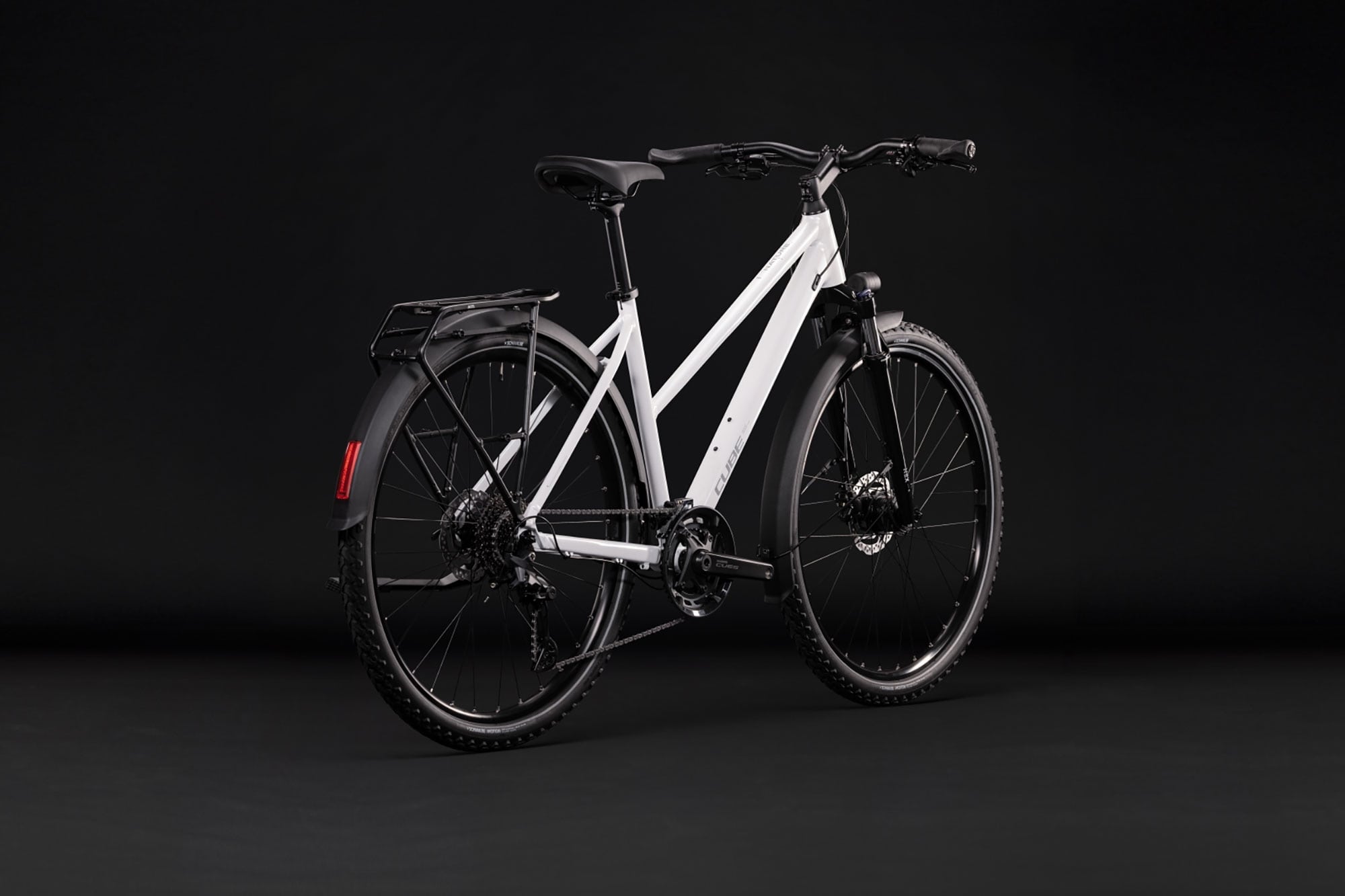 Cube Nature Pro FE Trapez 2027 50 cm | metallicwhite´n´reflex