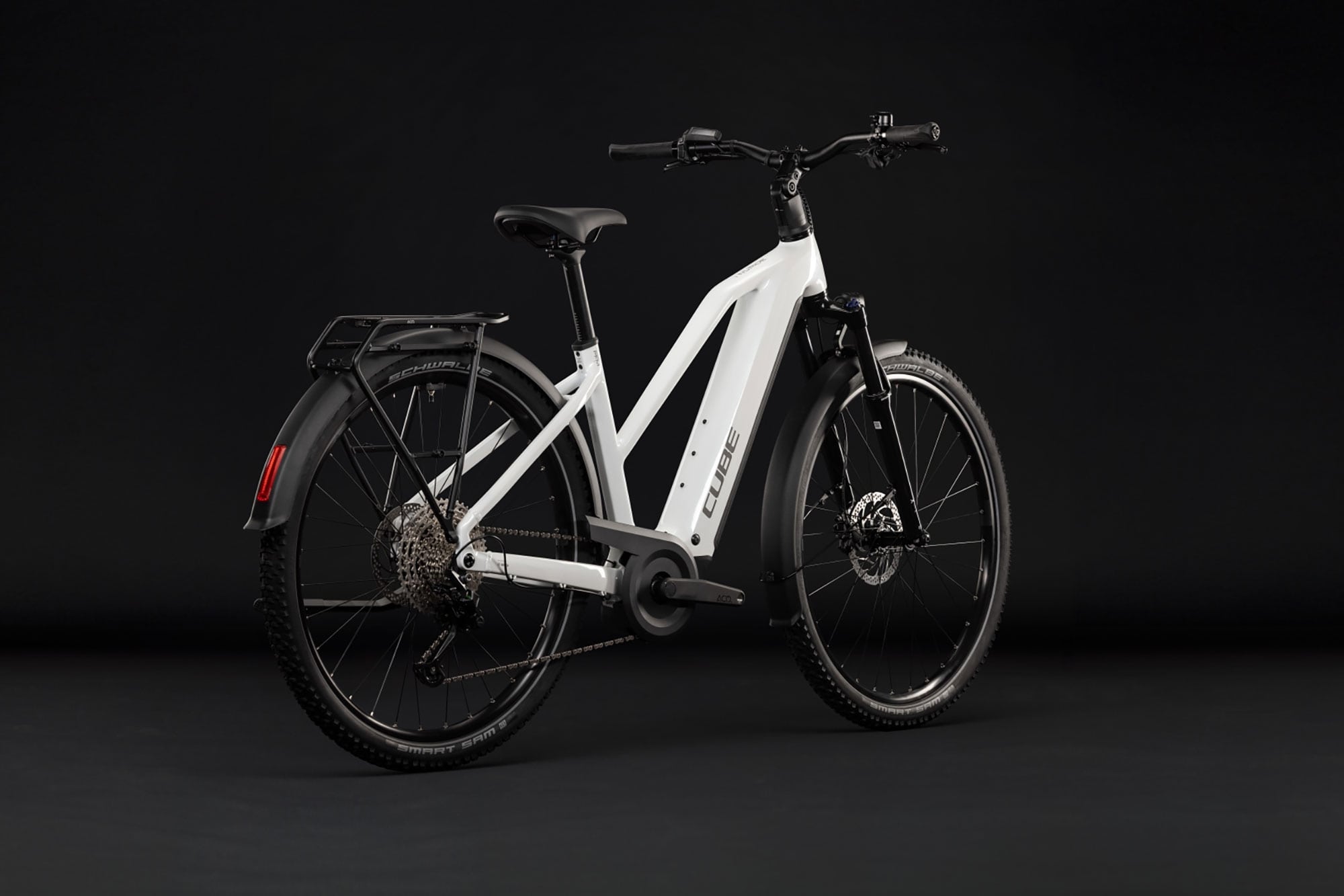 Cube Nuride Hybrid Performance 720 Trapez 2027 50 cm | metallicwhite´n´grey