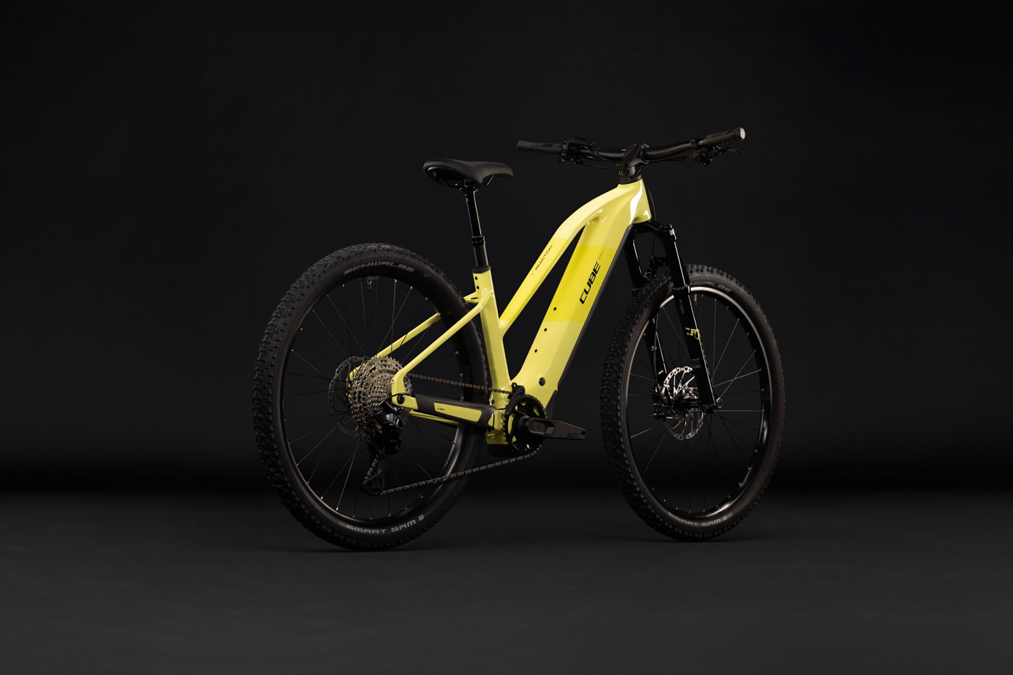 Cube Reaction Hybrid Race 800 Trapez 2027 