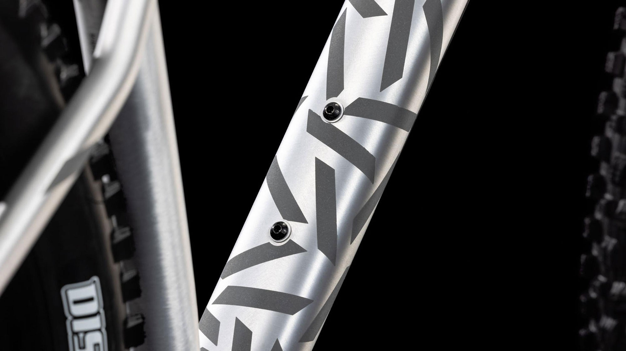 Cube Reaction TM PRO 2025 M | rawmetal´n´reflect