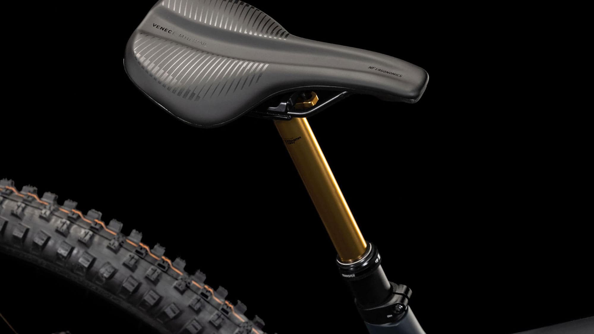 Cube Stereo Hybrid ONE44 HPC AT 800 2025 S | carbon´n´gold