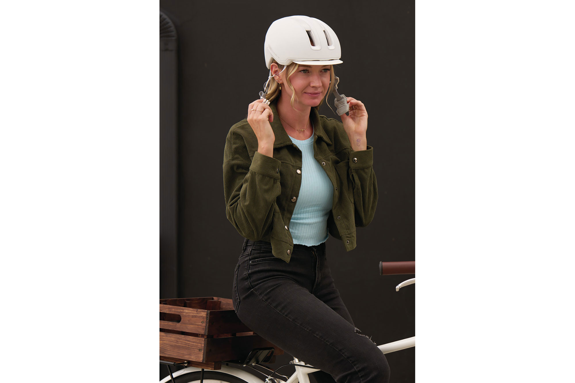 Abus Hud-Y Helm 57-61 cm | pure white