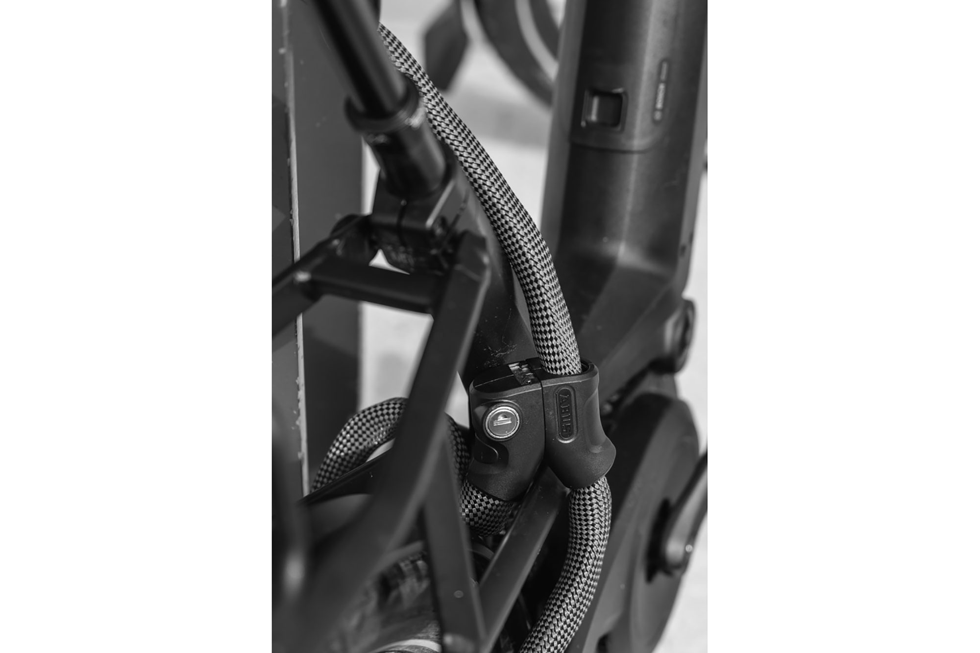 Abus Infinity Loop 1806 Kettenschloss 140 cm | schwarz