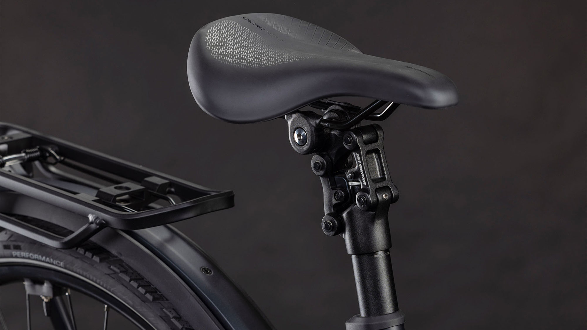 Cube Kathmandu Hybrid PRO 800 Trapez 2026 46 cm | coal´n´black