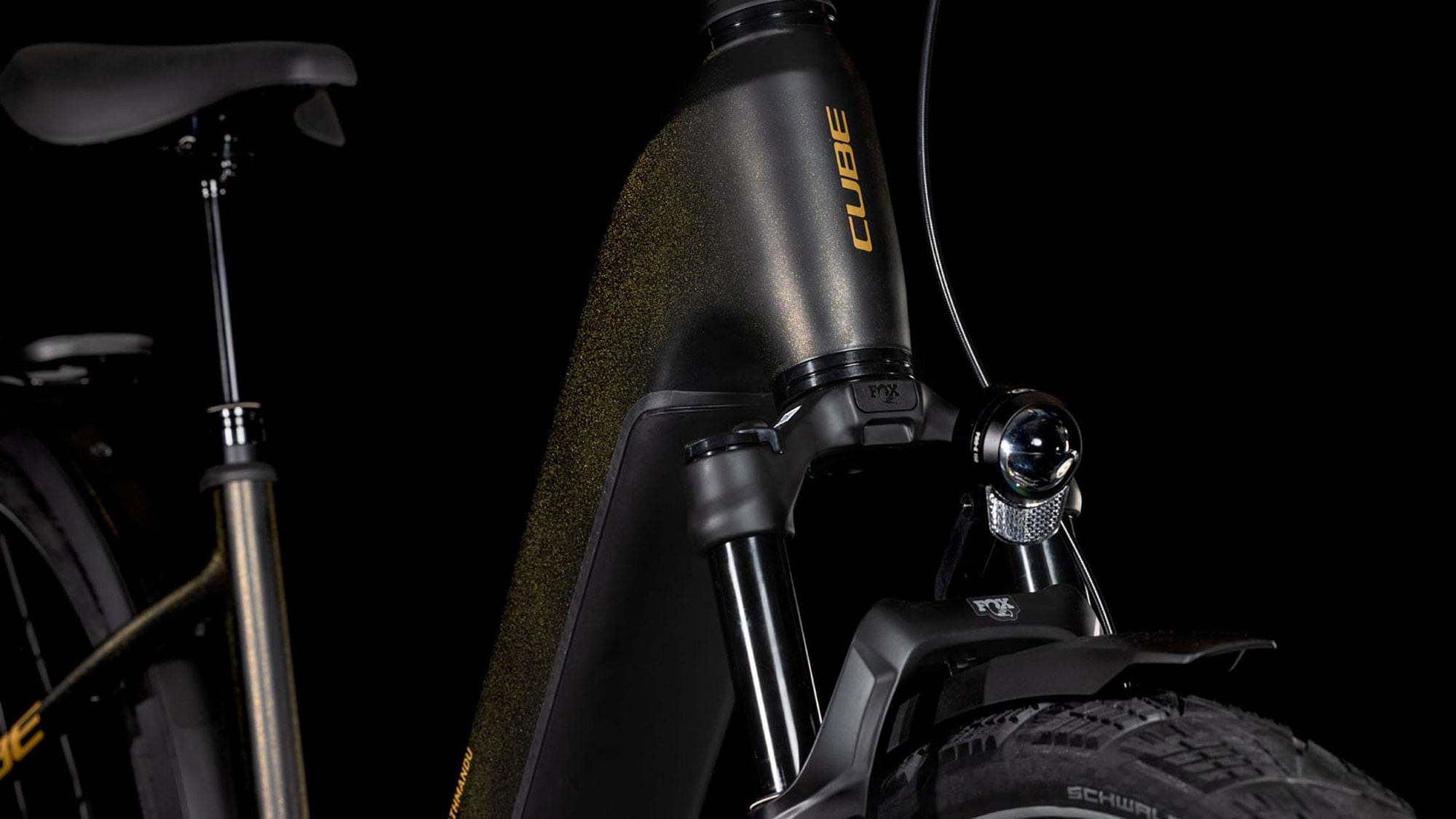 Cube Kathmandu Hybrid SLT 800 Wave 2025 54 cm | golddust´n´black