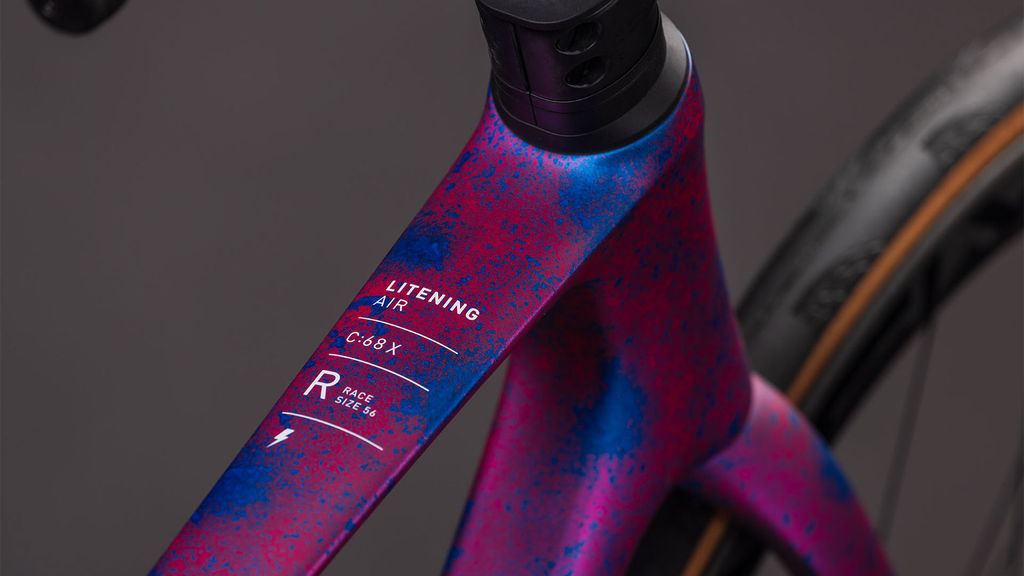 Cube Litening AIR C:68X RACE 2026 50 cm | dazzlepink´n´blue