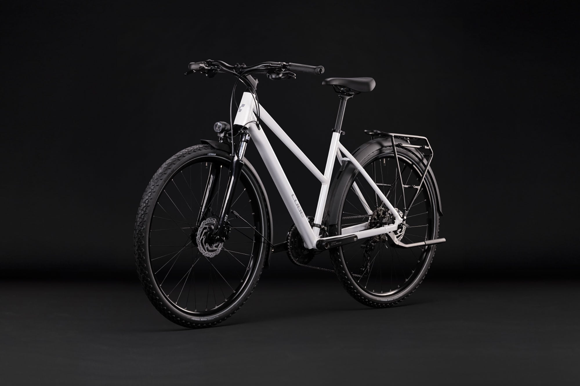 Cube Nature Pro FE Trapez 2027 50 cm | metallicwhite´n´reflex