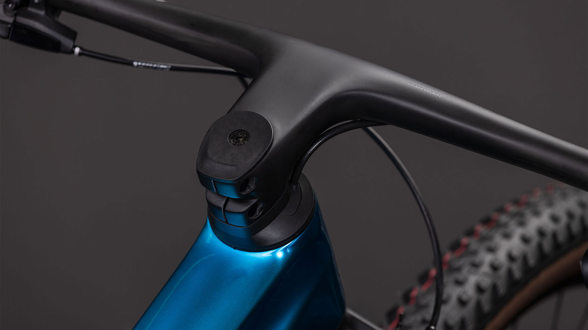 Cube Phenix C:68X RACE 2026 L | chromeblue´n´liquidblue