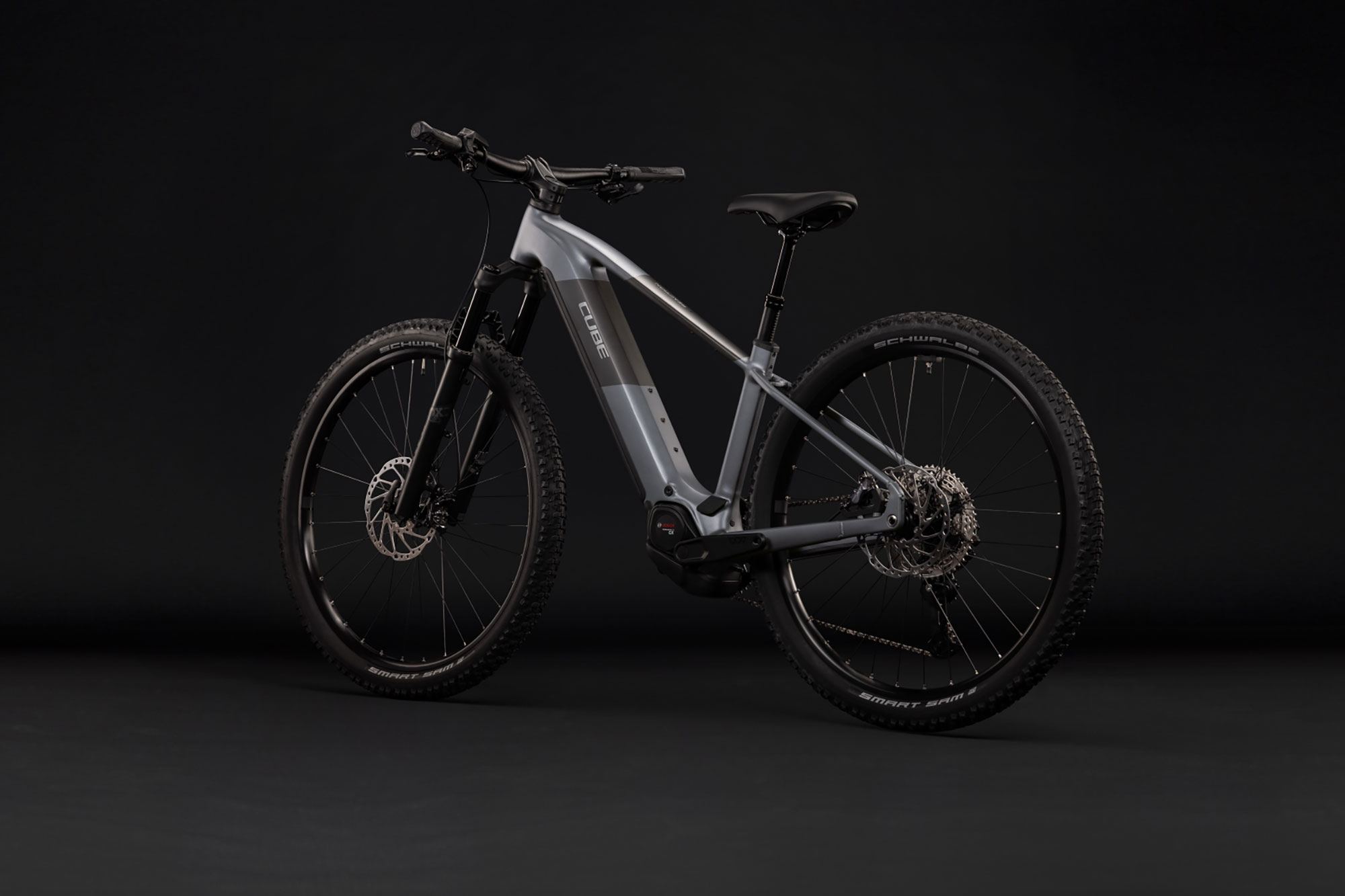 Cube Reaction Hybrid Race 800 2027 L | slabgrey´n´chrome