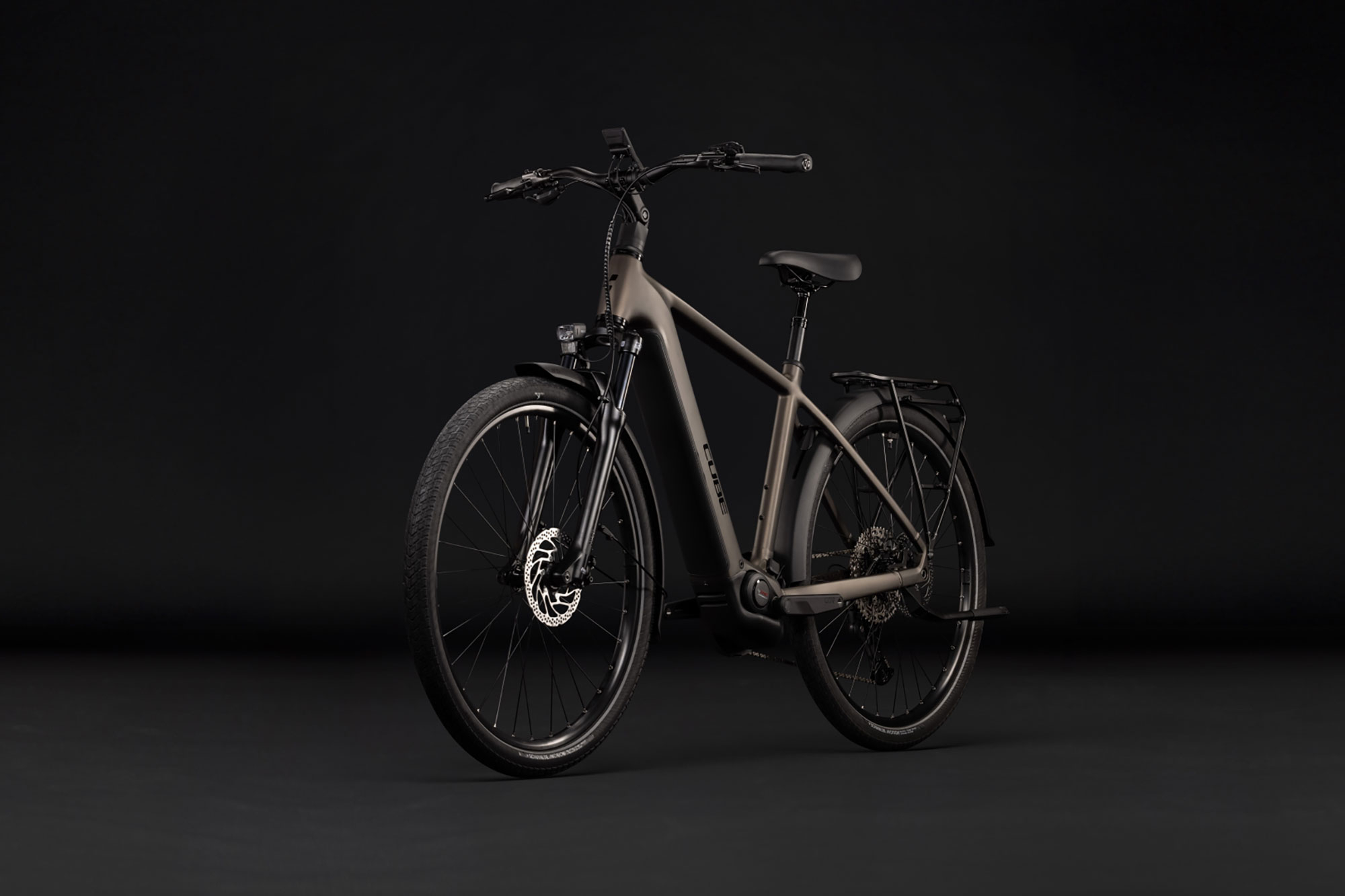 Cube Touring Hybrid Pro 800 2027 58 cm | metallicumbra´n´black